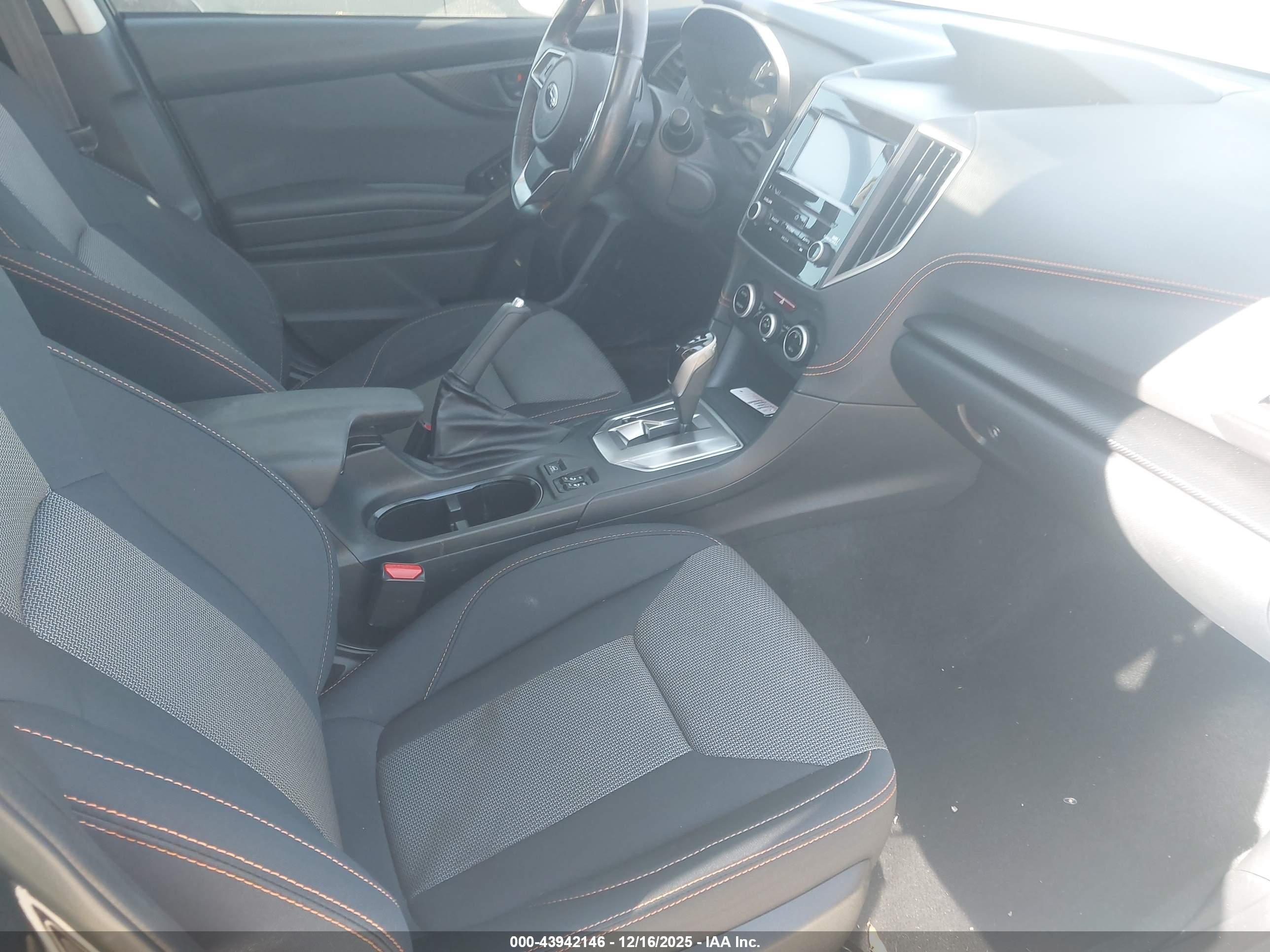 SUBARU CROSSTREK image 5
