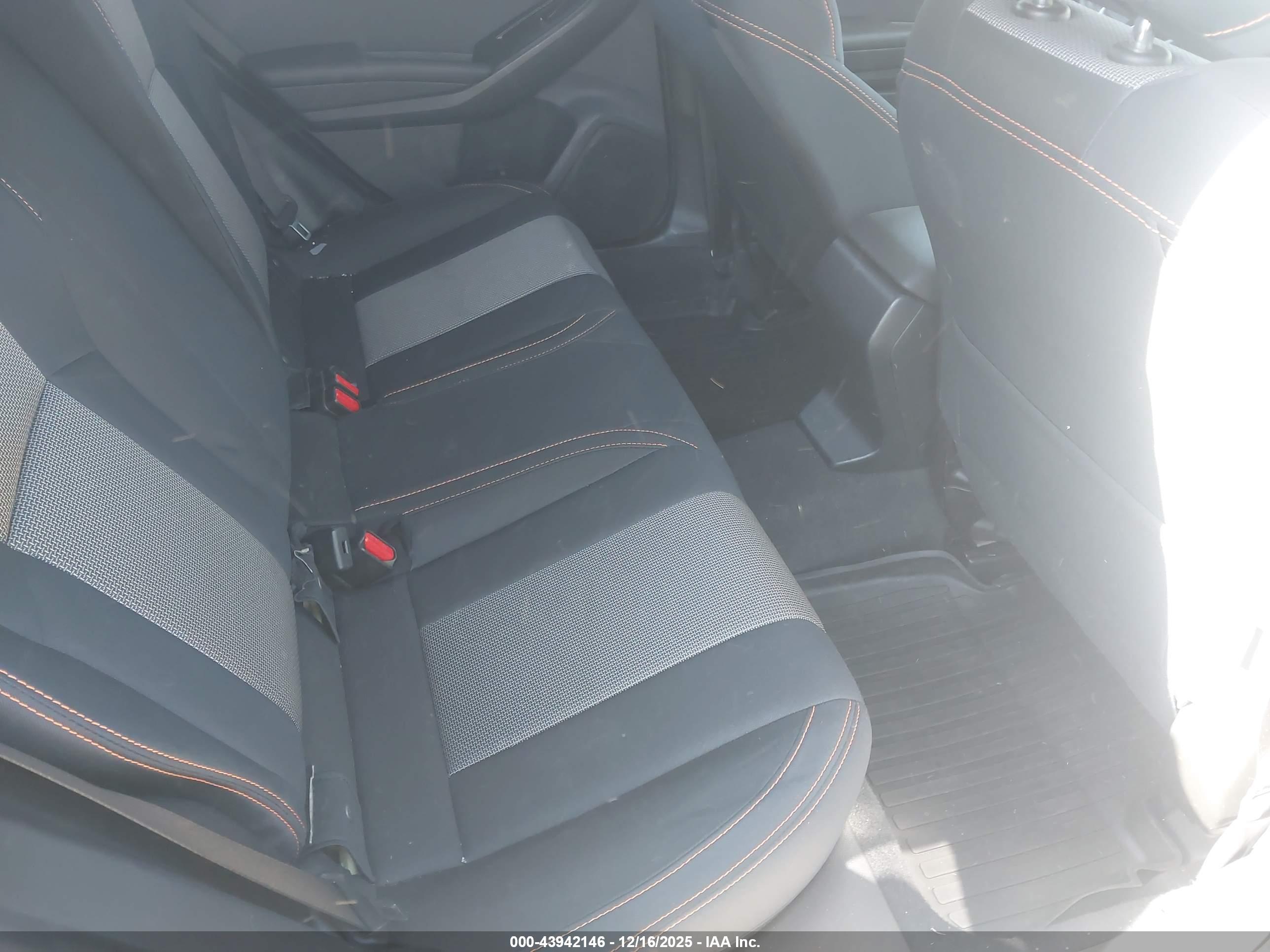 SUBARU CROSSTREK image 8