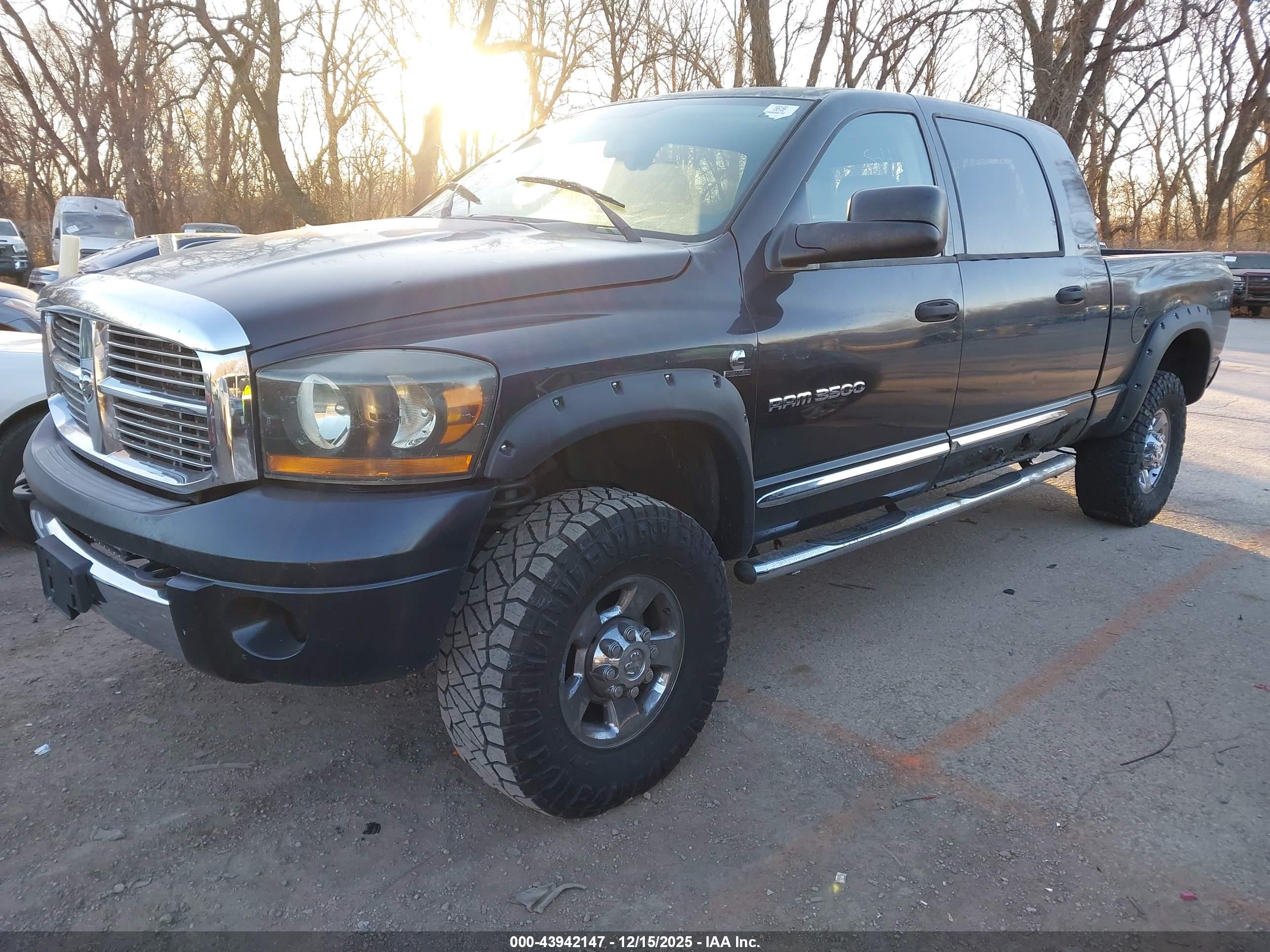 DODGE RAM image 4
