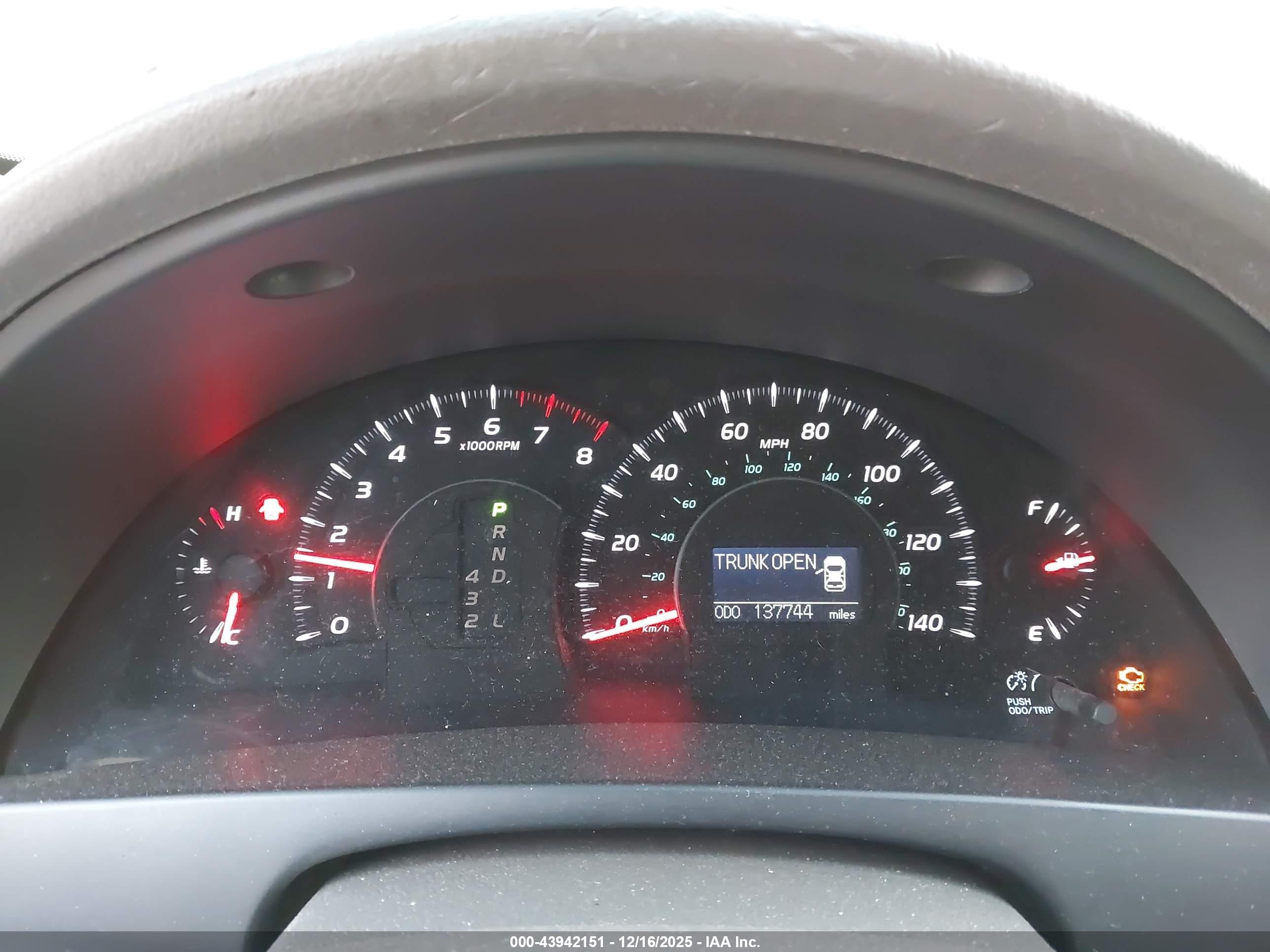 TOYOTA CAMRY image 7