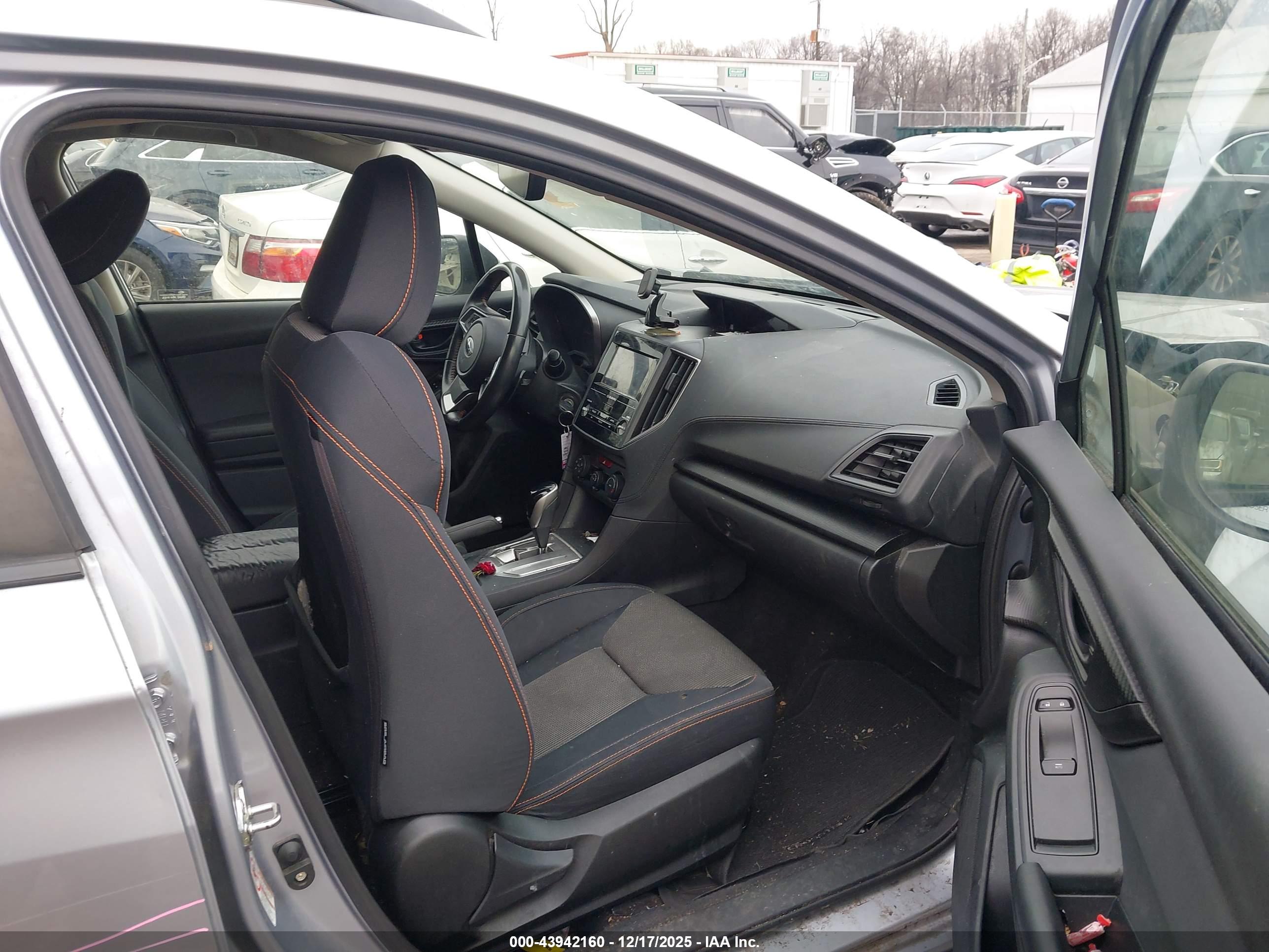 SUBARU CROSSTREK image 5