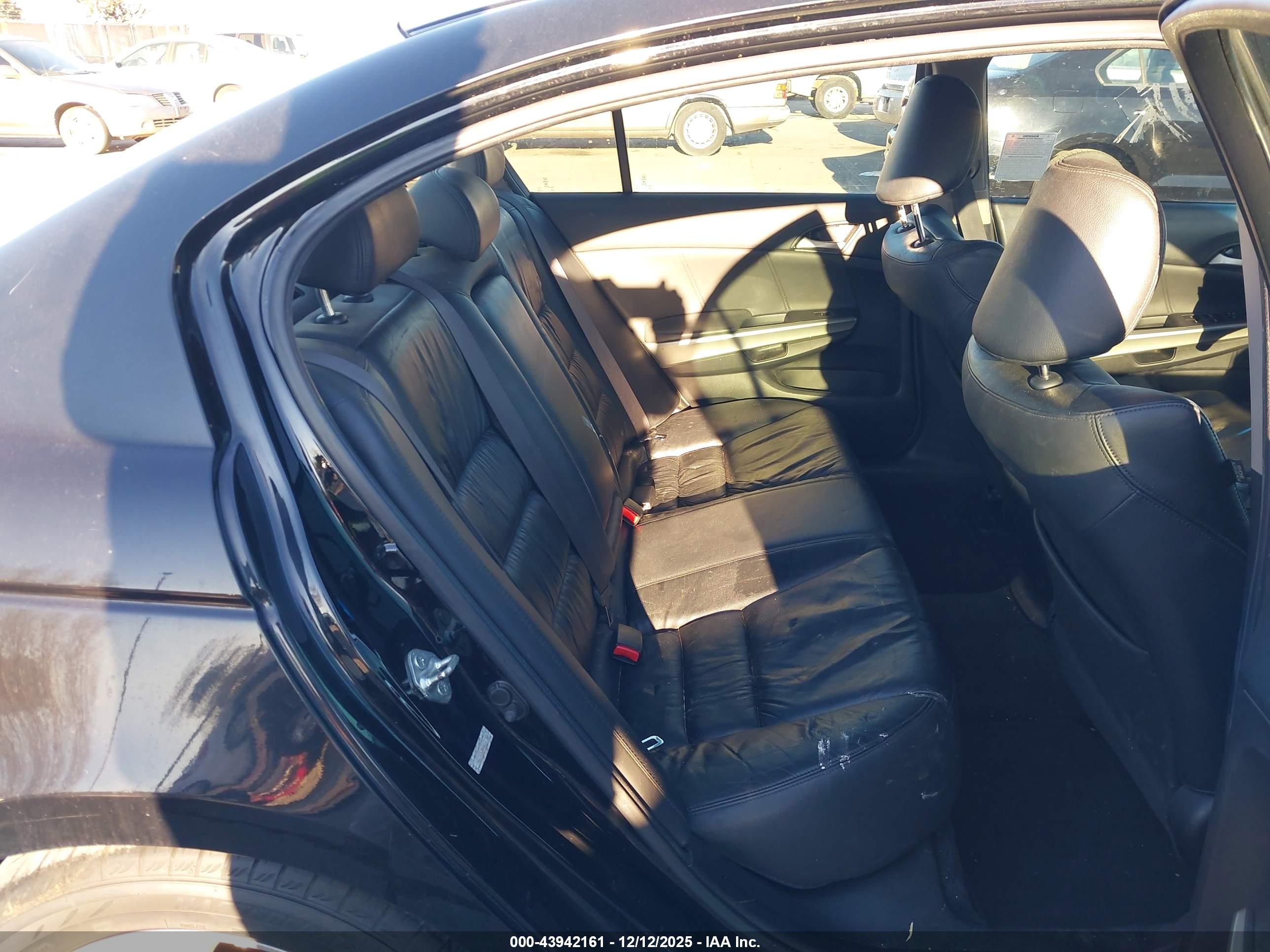 HONDA ACCORD image 8