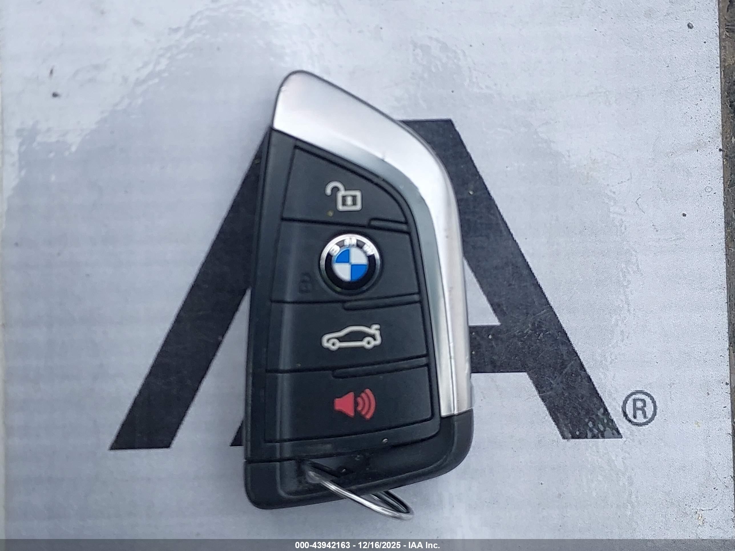 BMW X1 image 11