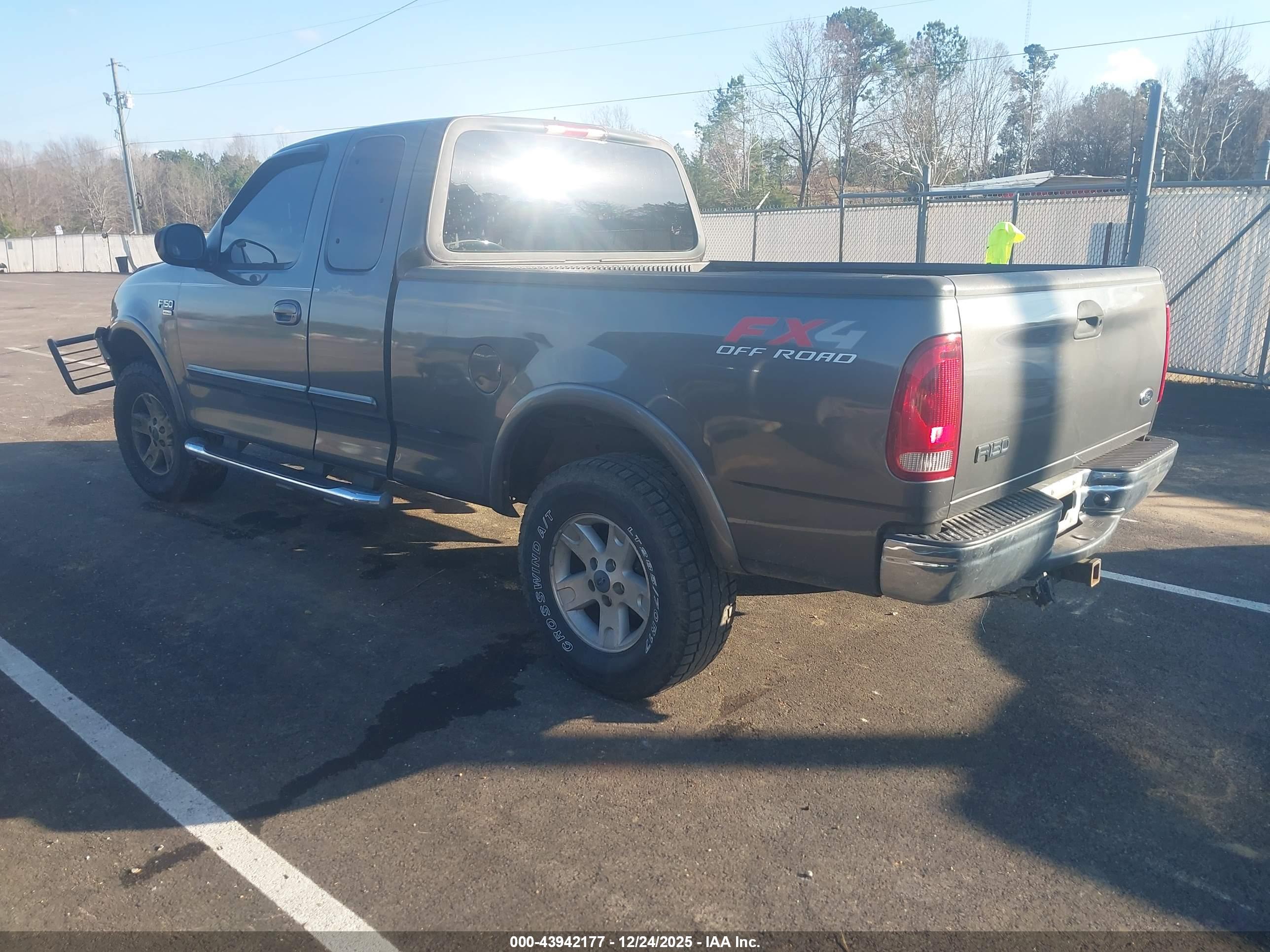FORD F-150 image 3