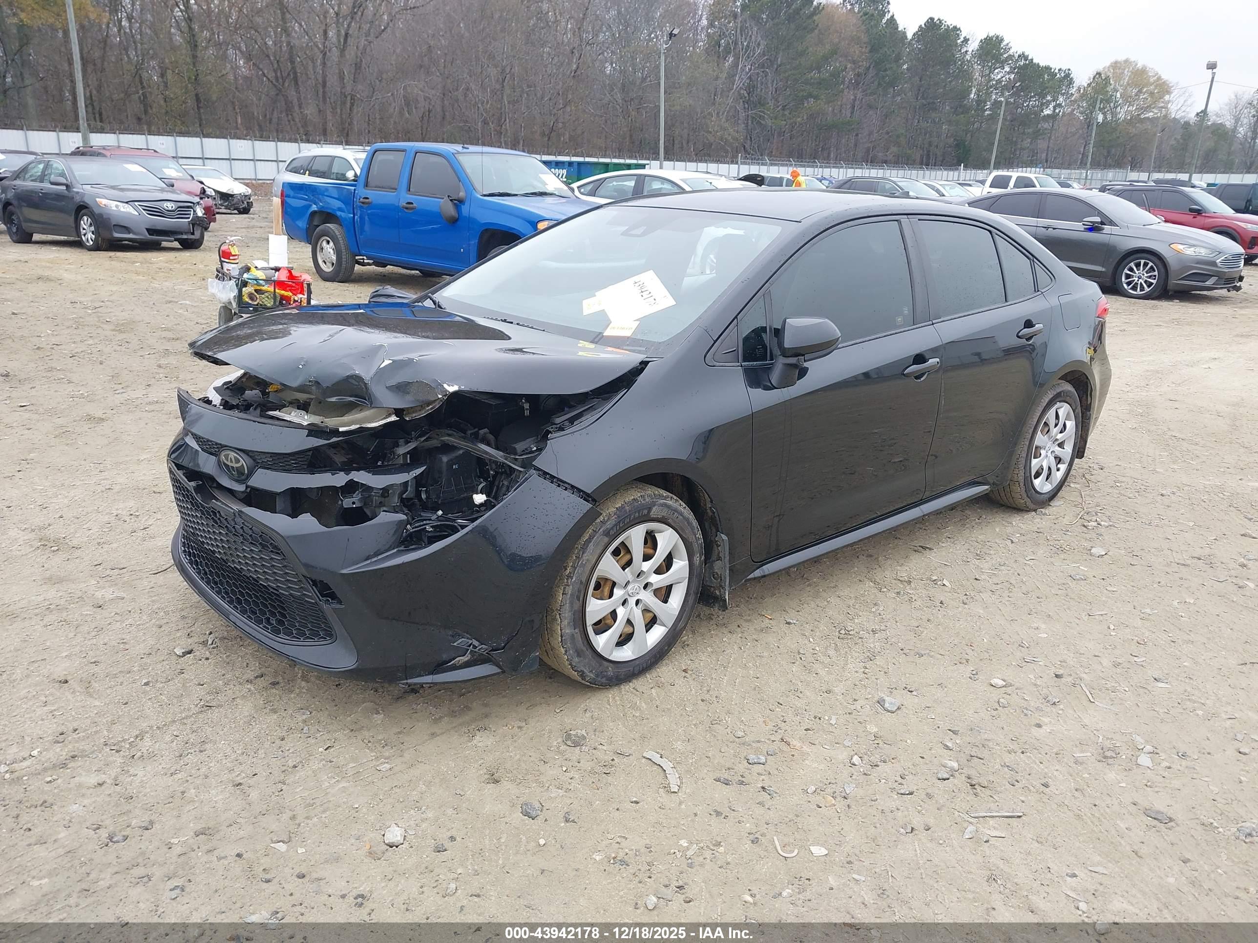 TOYOTA COROLLA image 2