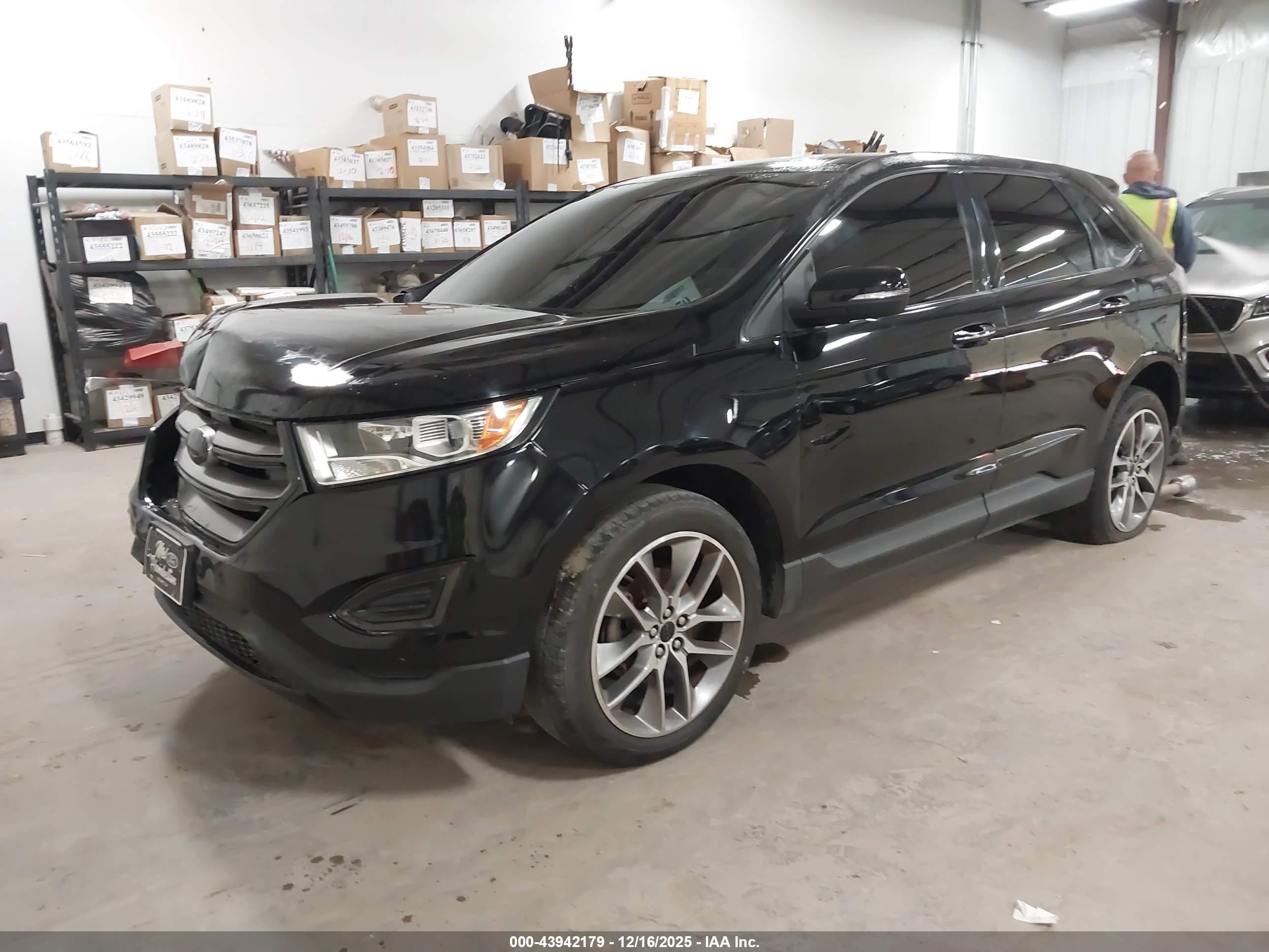FORD EDGE image 2