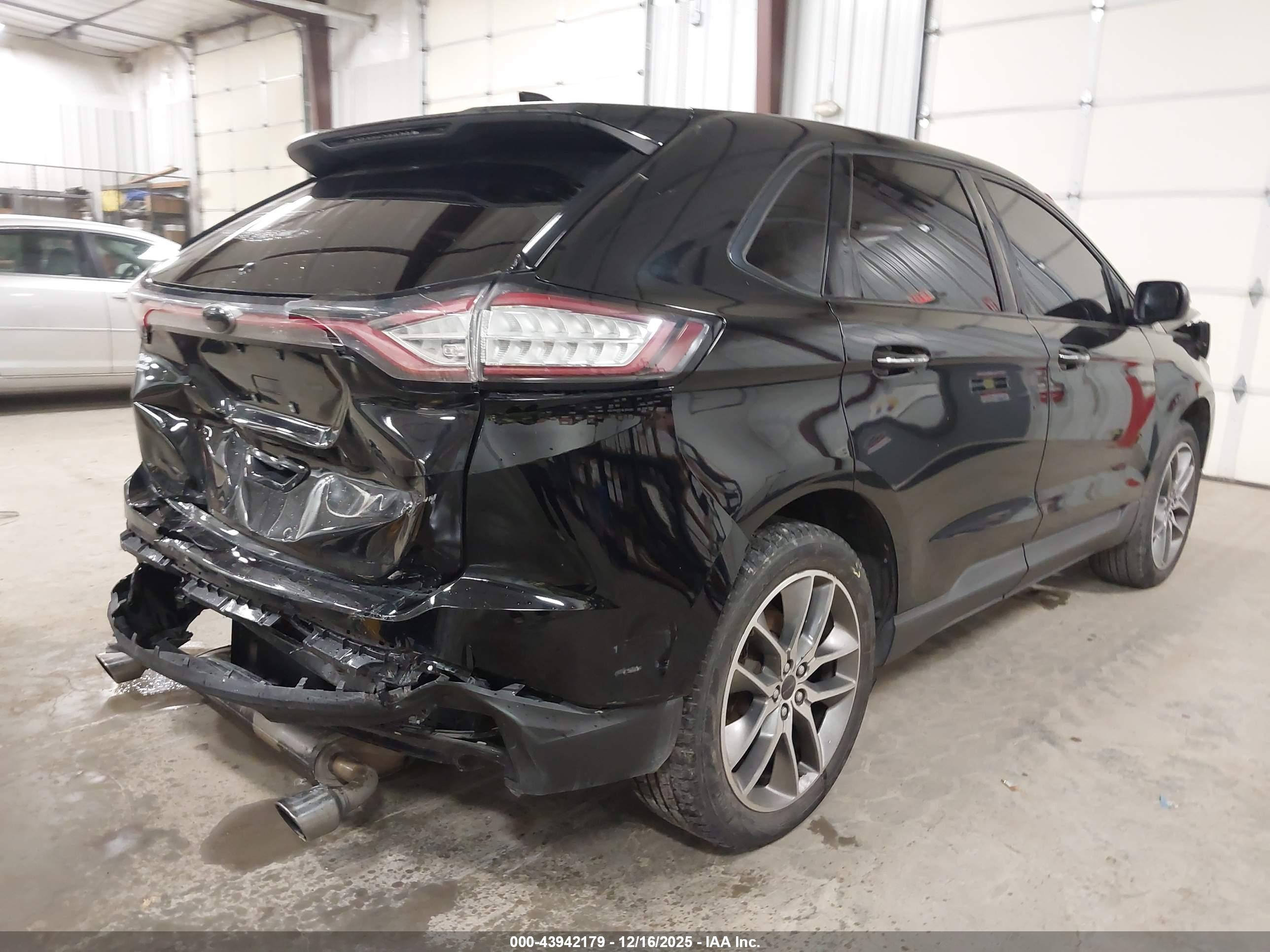 FORD EDGE image 4
