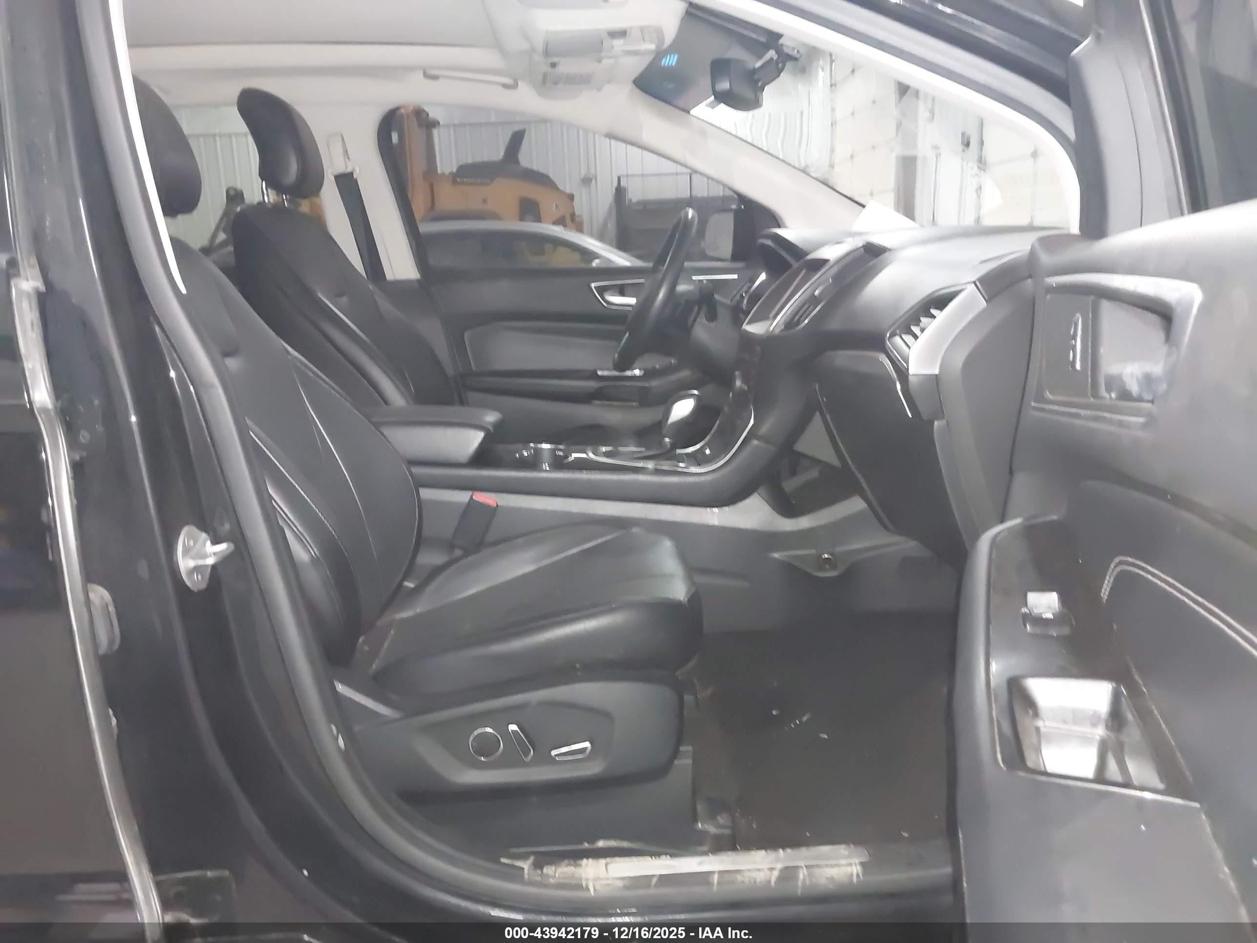 FORD EDGE image 5