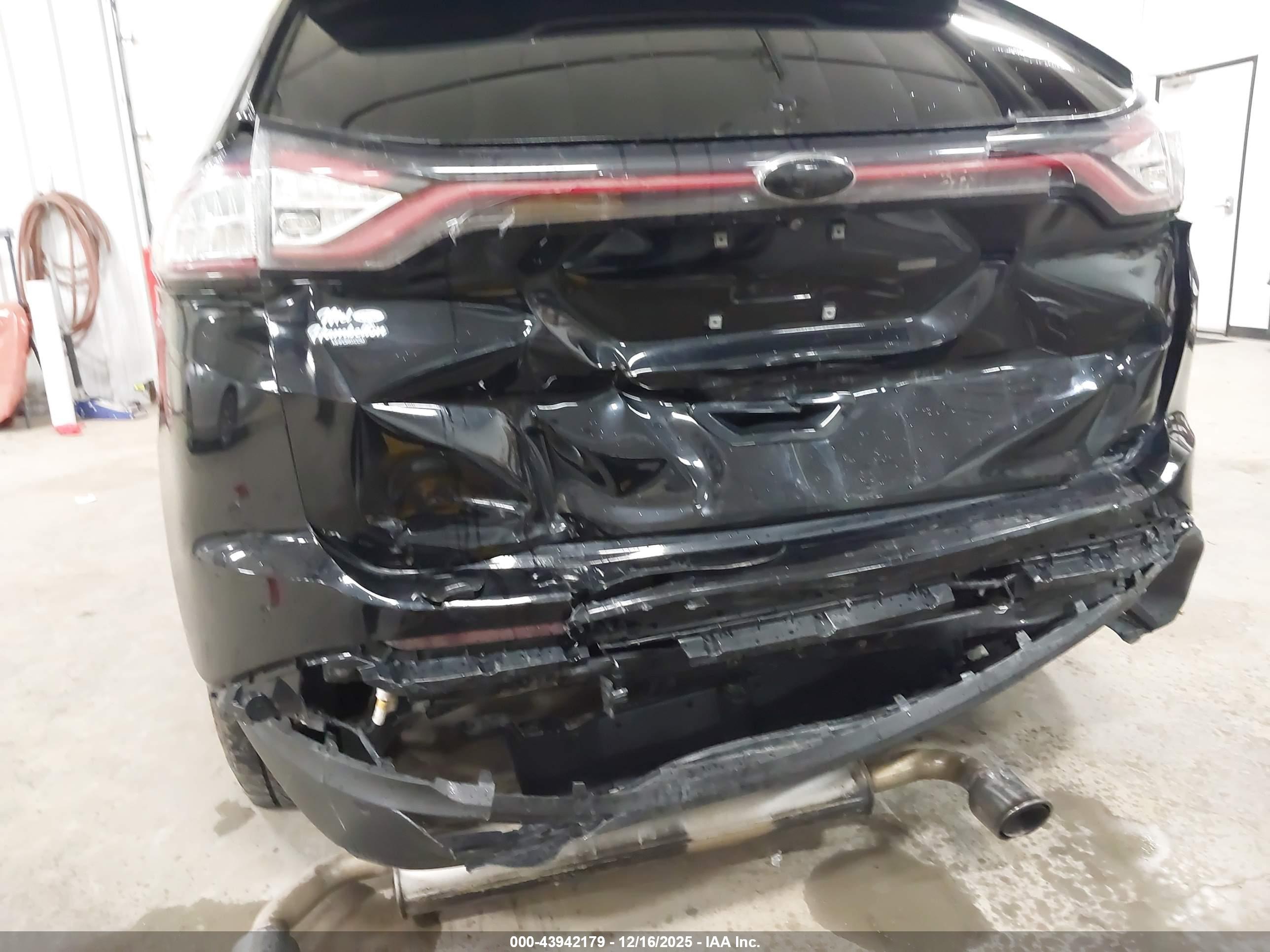 FORD EDGE image 6