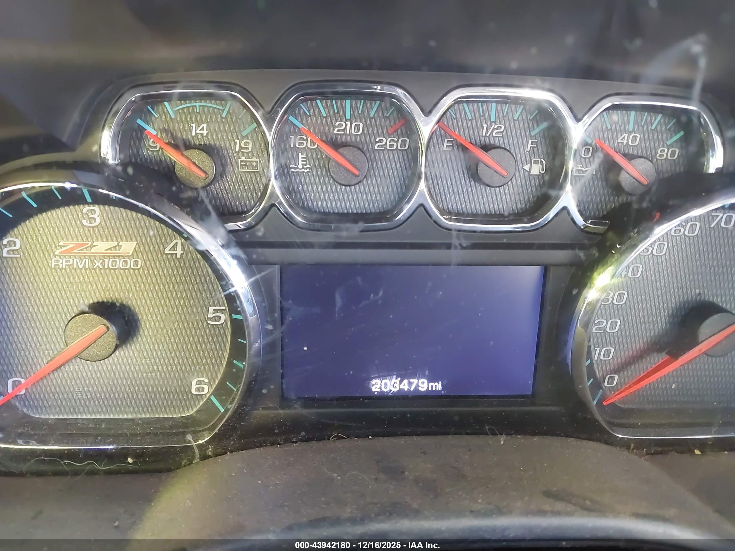 CHEVROLET SILVERADO image 7