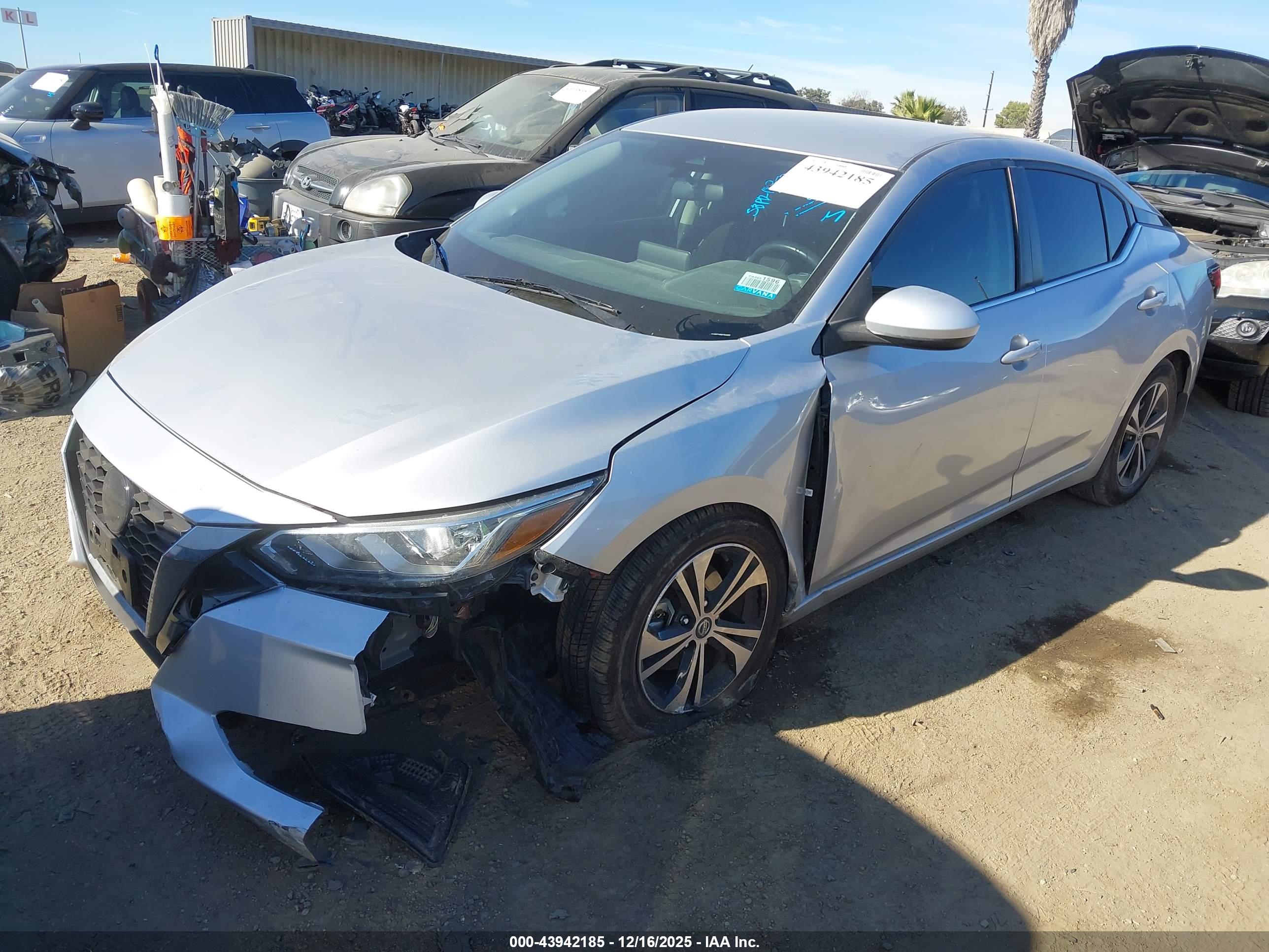 NISSAN SENTRA image 2