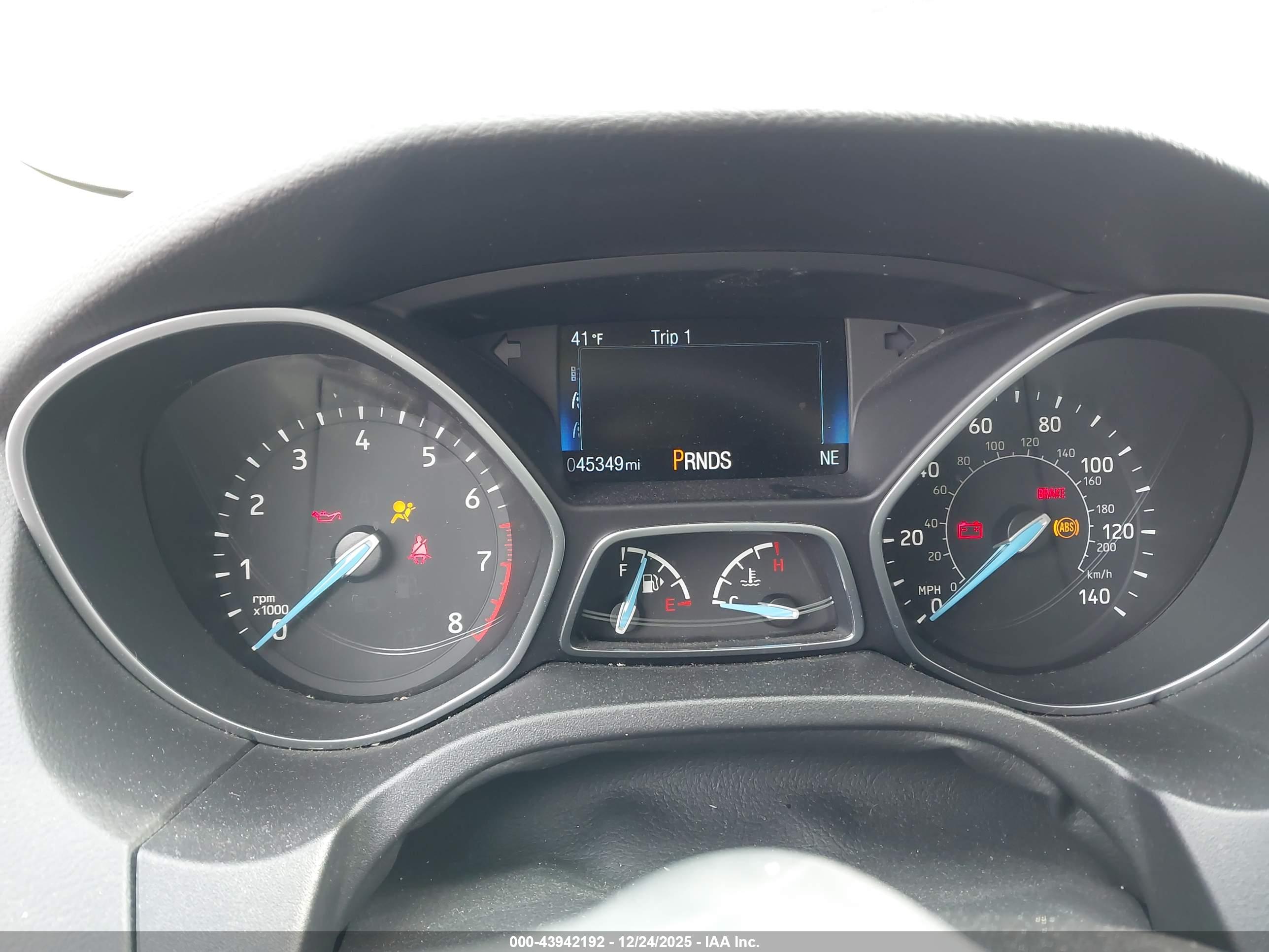 FORD FOCUS image 7