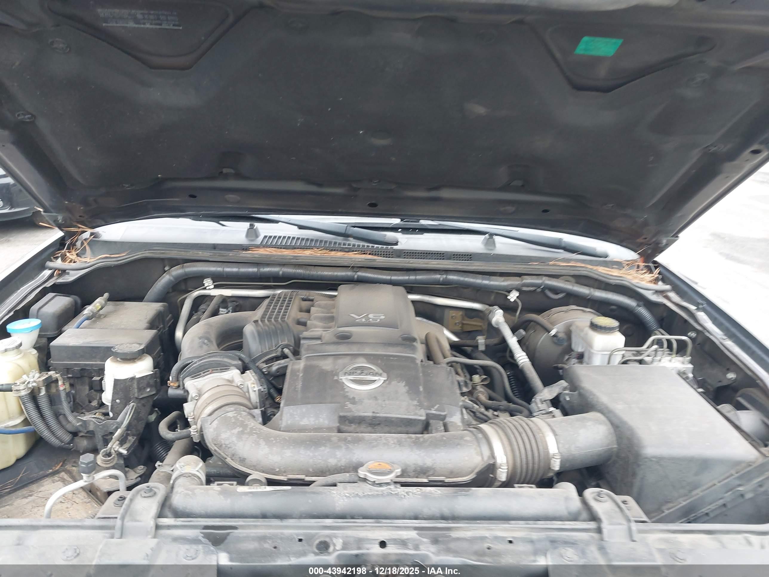 NISSAN FRONTIER image 10