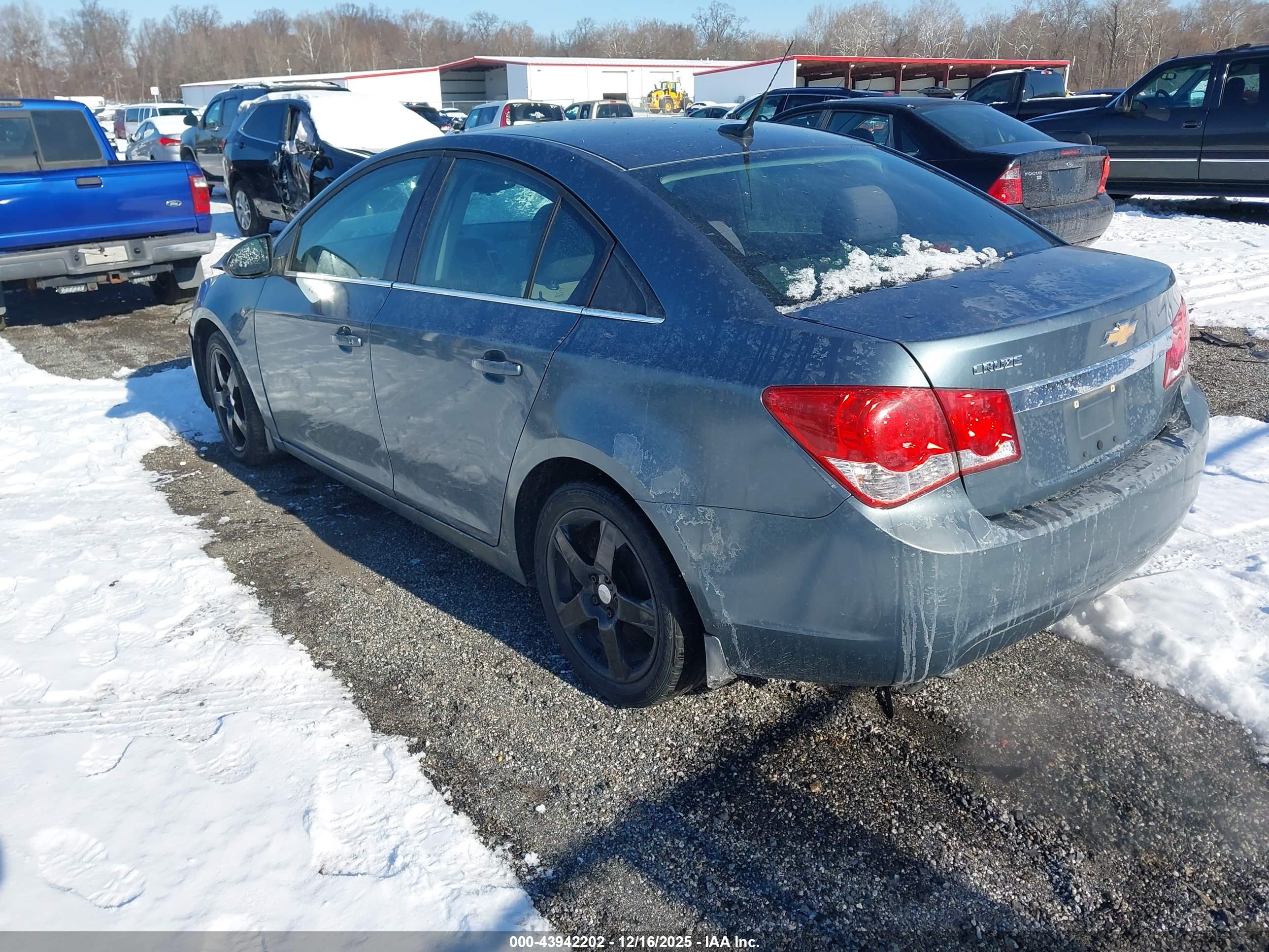 CHEVROLET CRUZE image 3