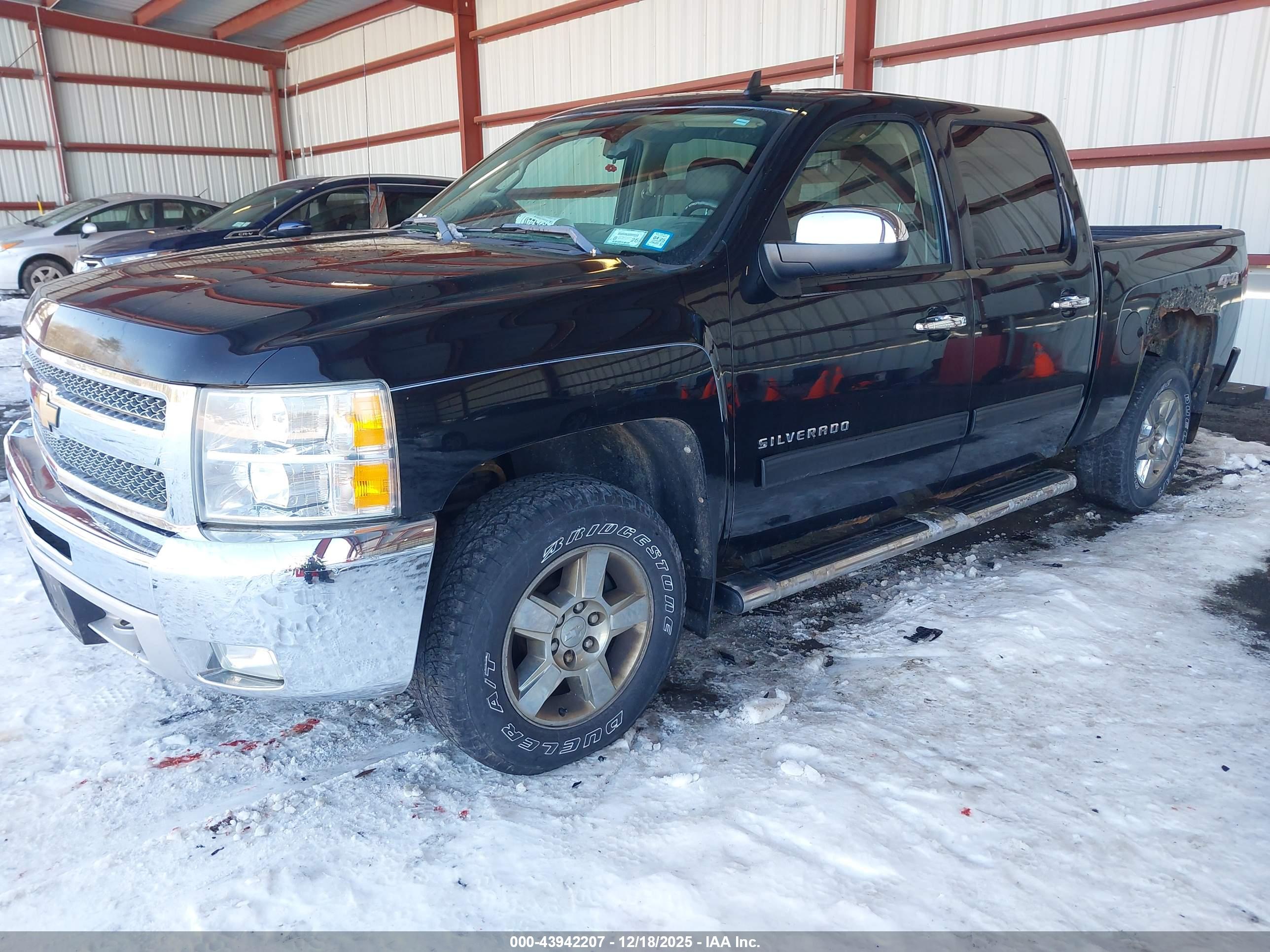 CHEVROLET SILVERADO image 2