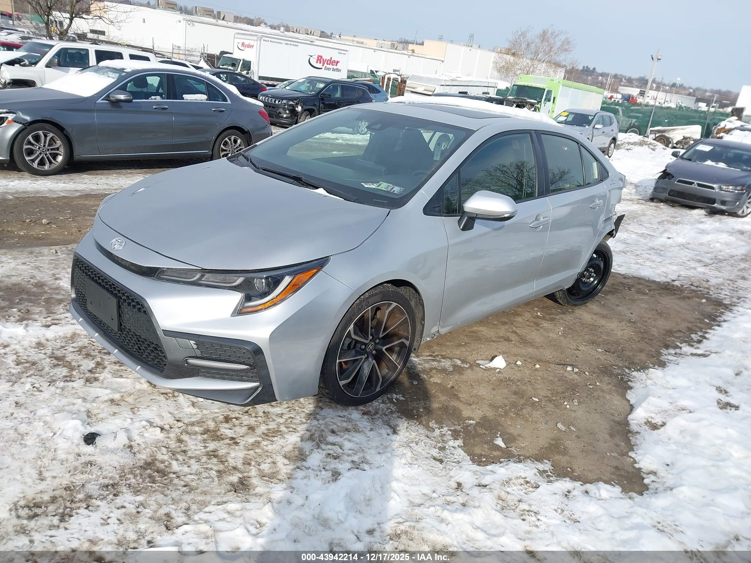 TOYOTA COROLLA image 2