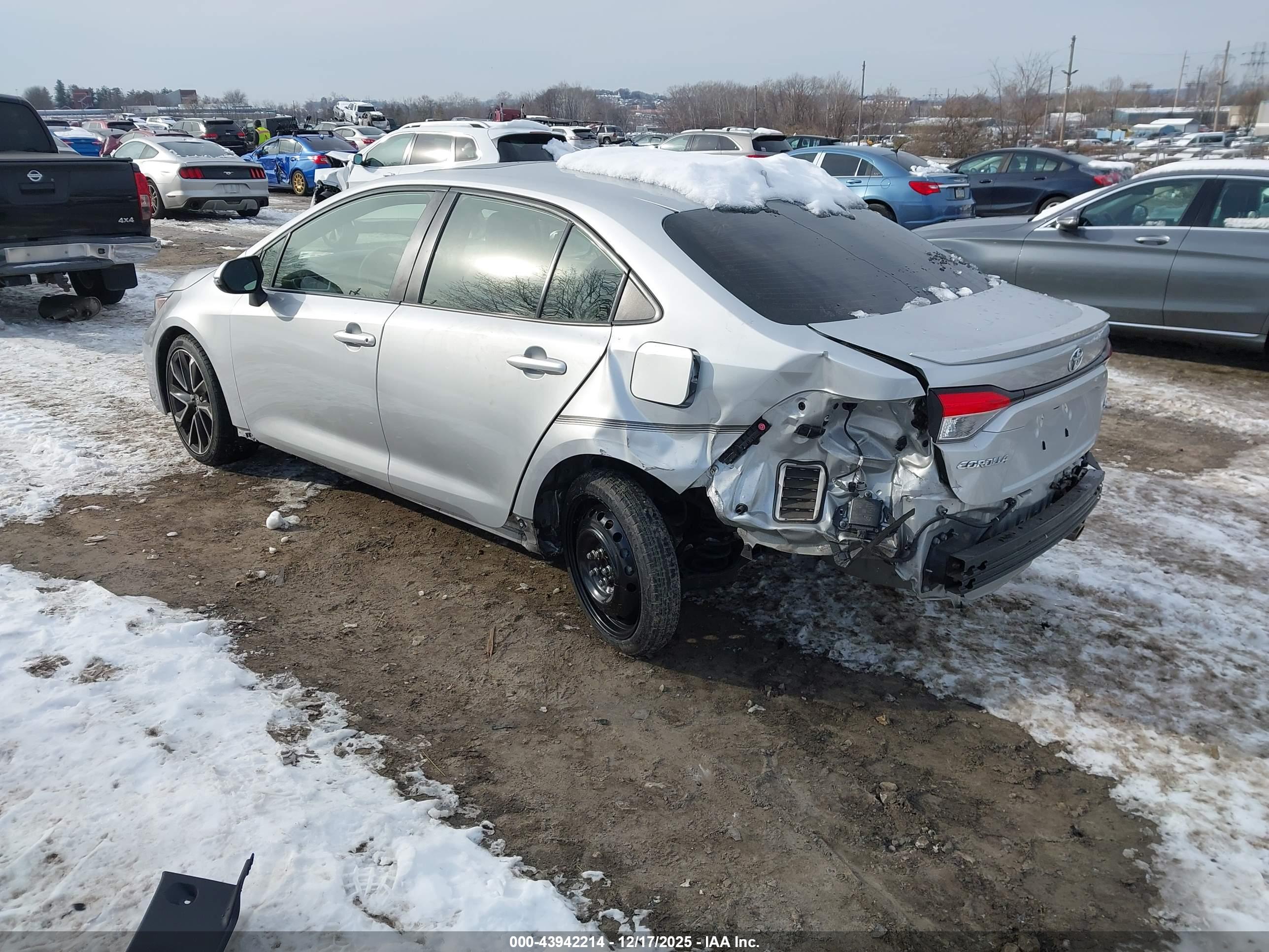 TOYOTA COROLLA image 3