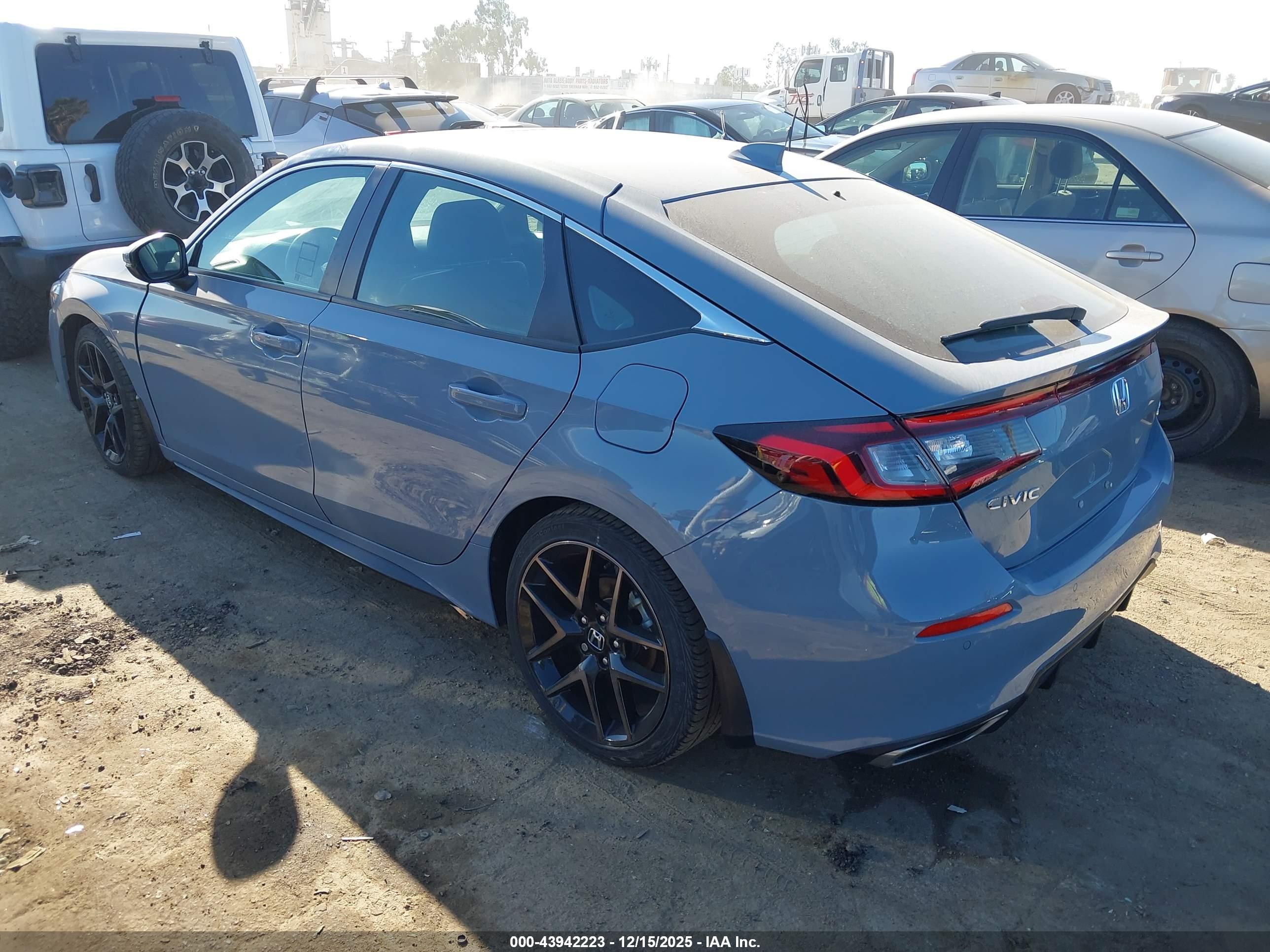 HONDA CIVIC image 3