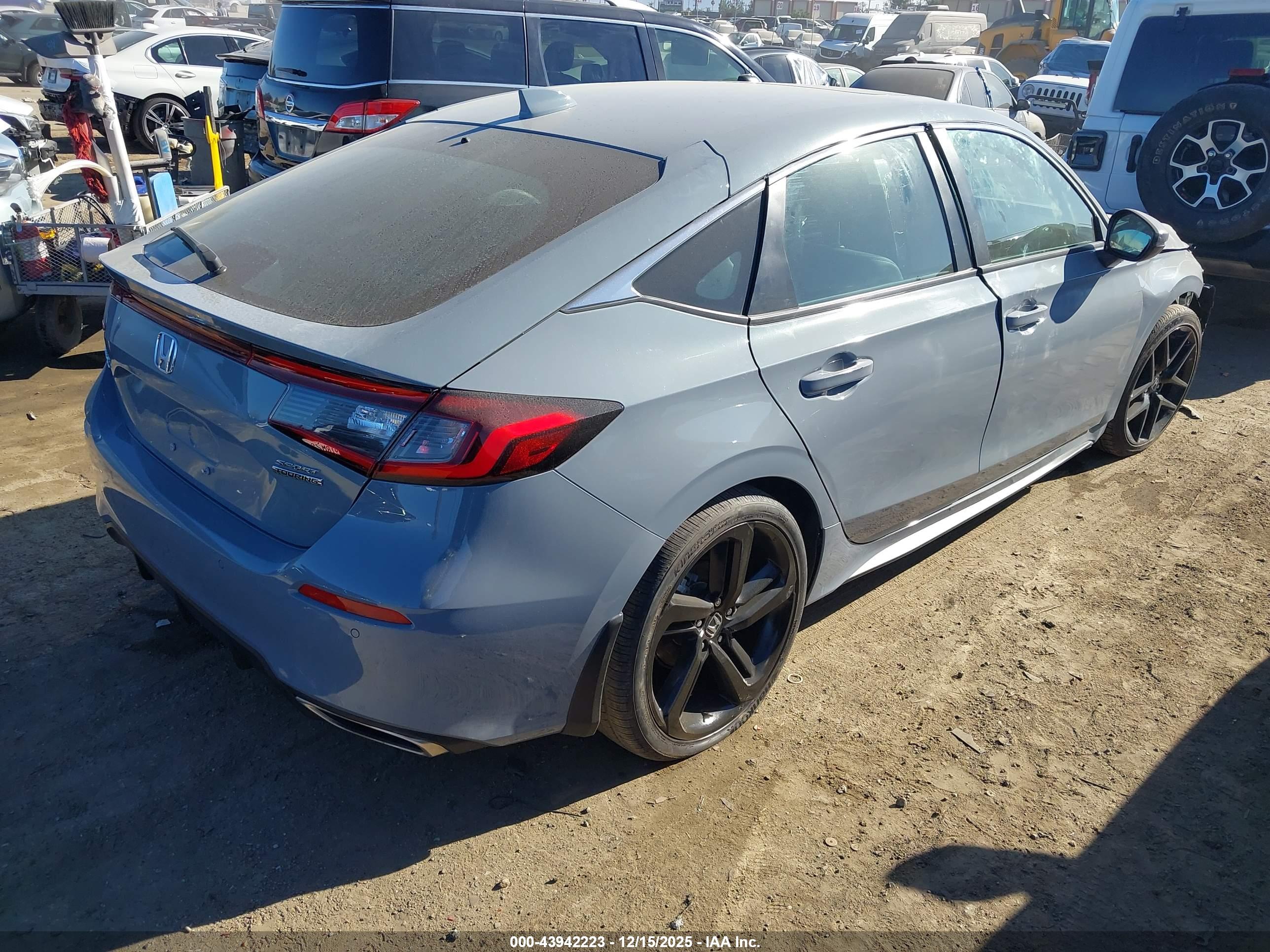 HONDA CIVIC image 4