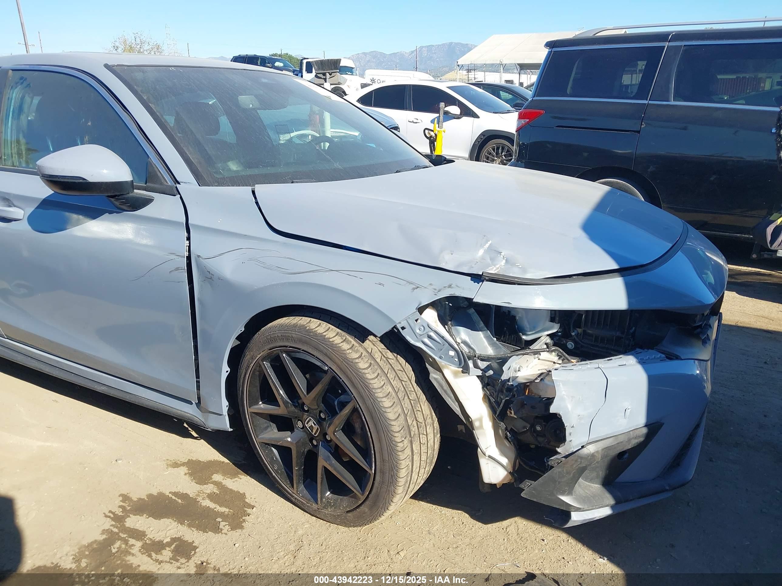 HONDA CIVIC image 6