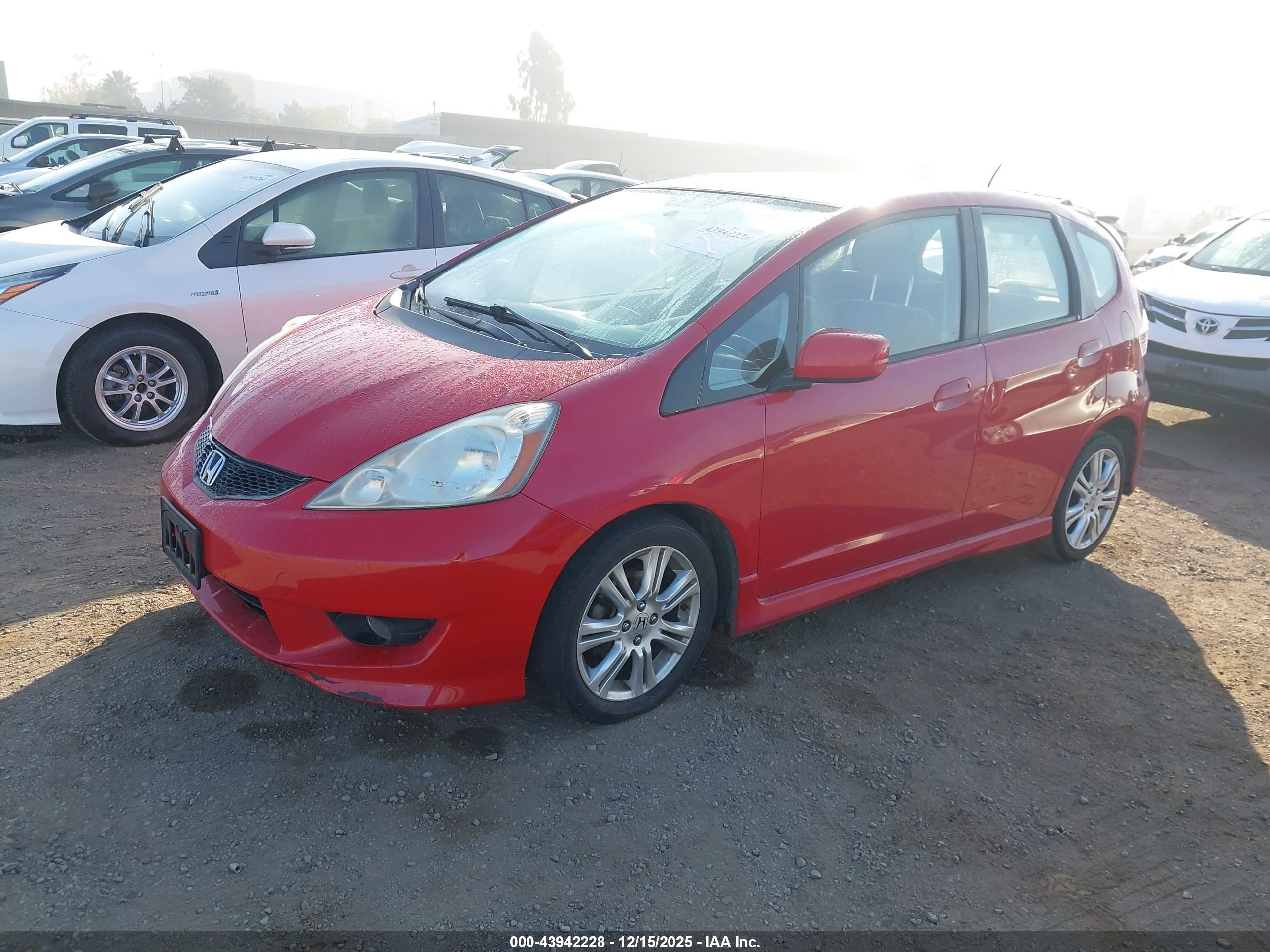 HONDA FIT image 2