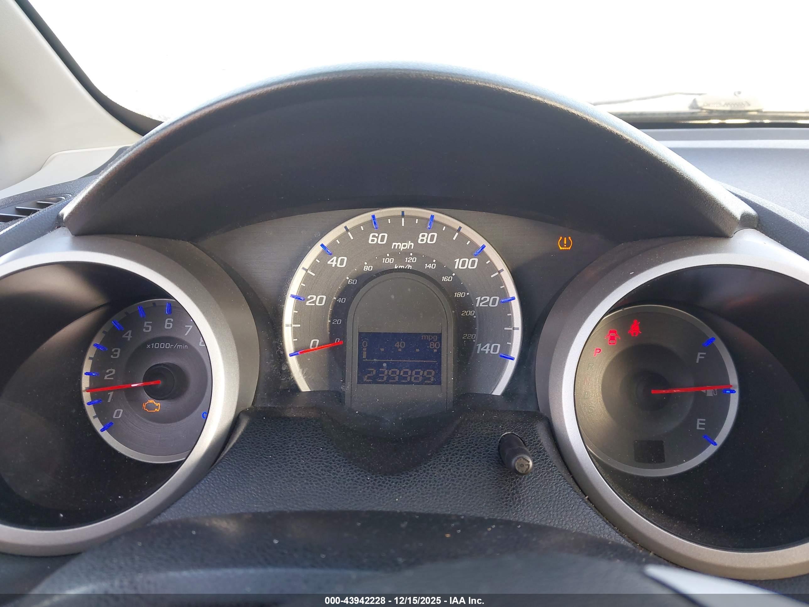 HONDA FIT image 7