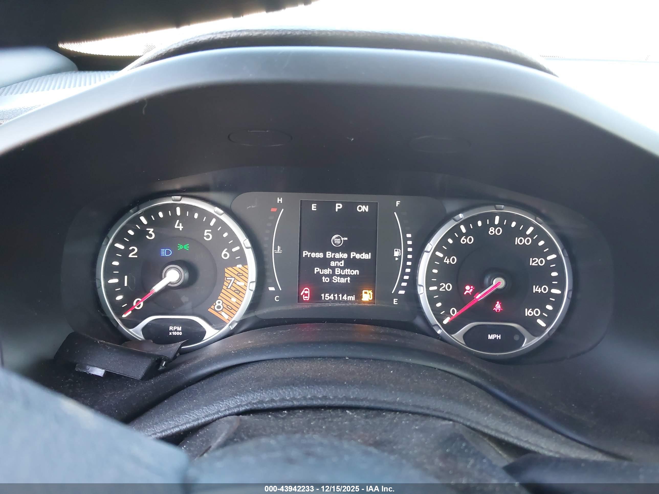 JEEP RENEGADE image 7