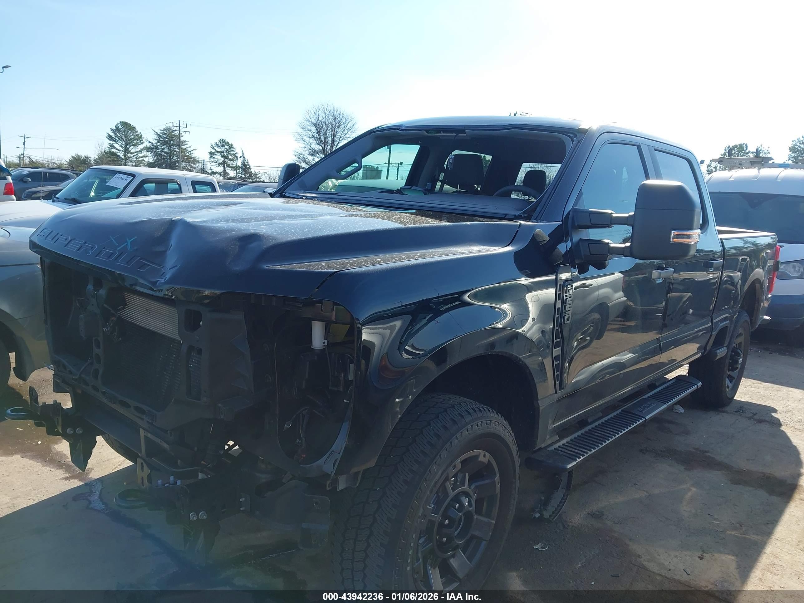 FORD F-250 image 2