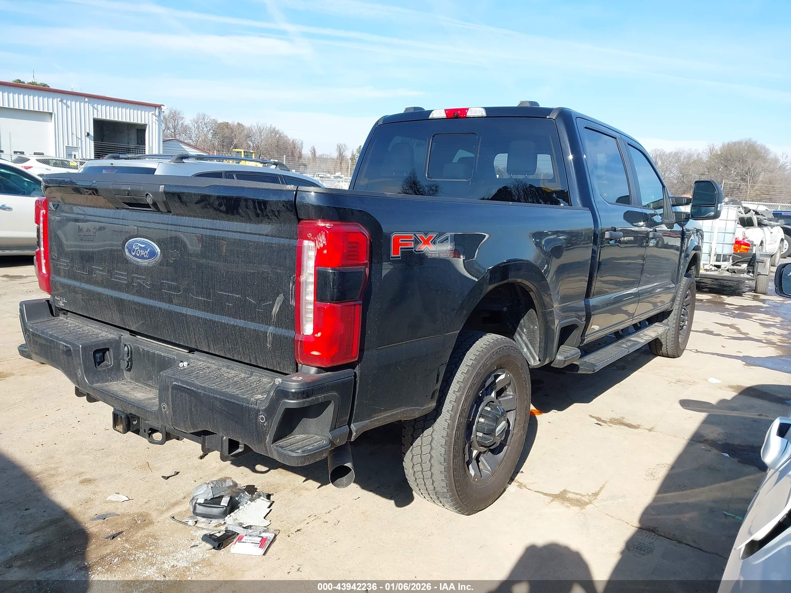 FORD F-250 image 4