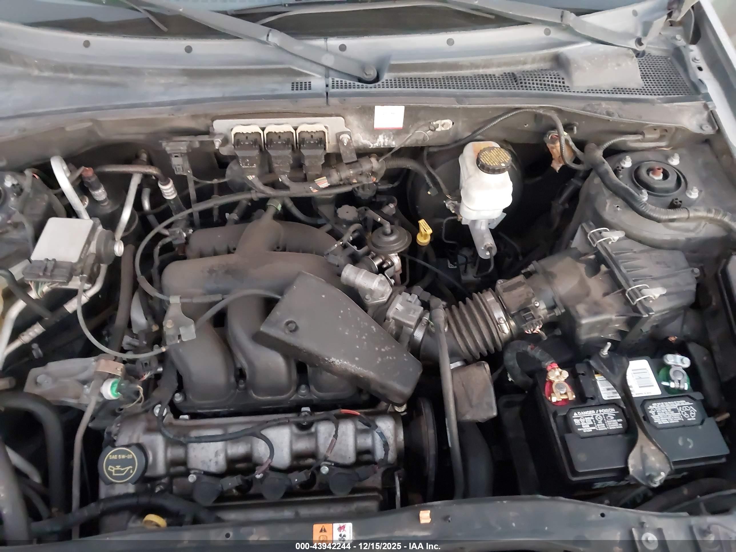 FORD ESCAPE image 10