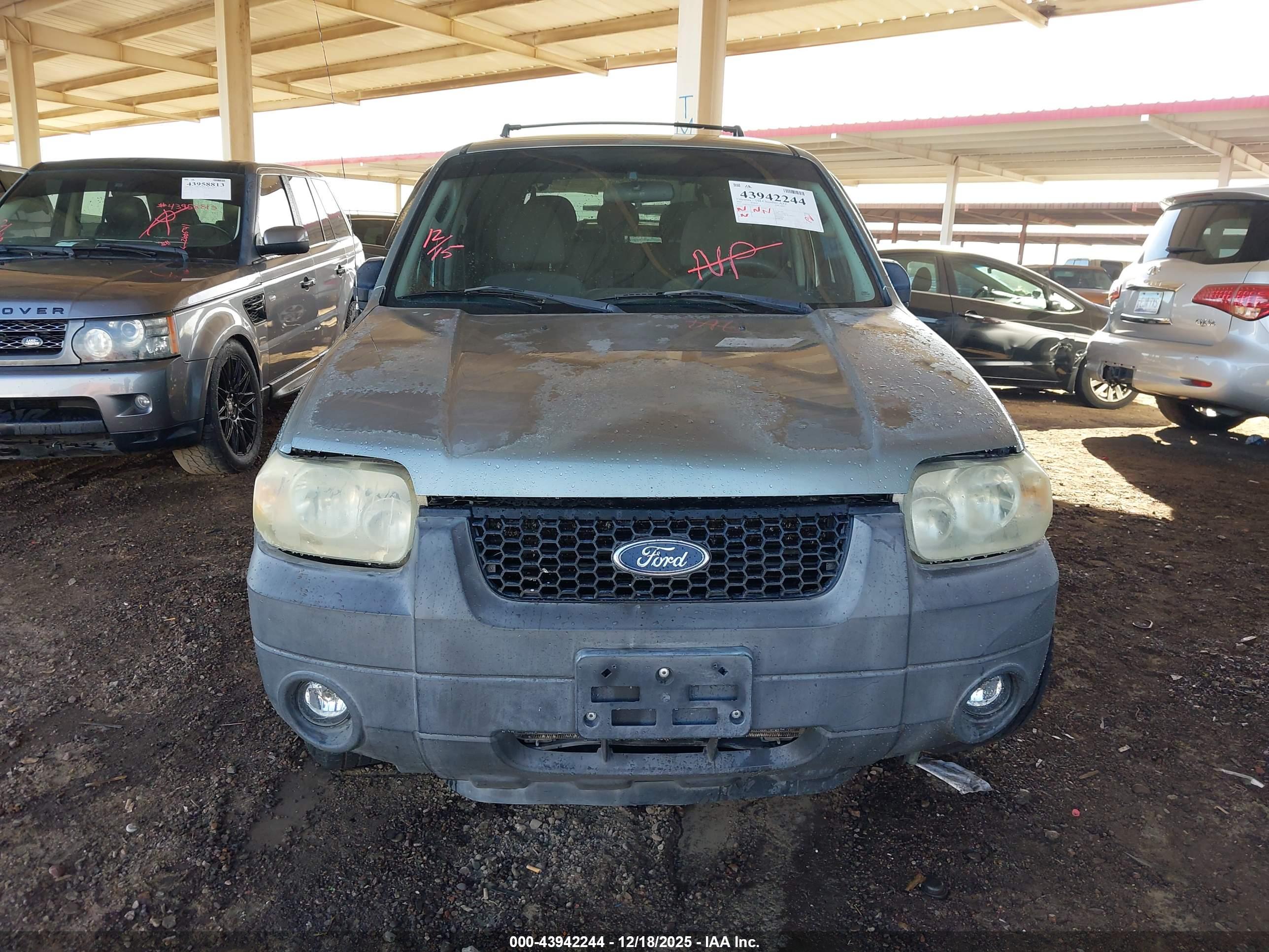 FORD ESCAPE image 6