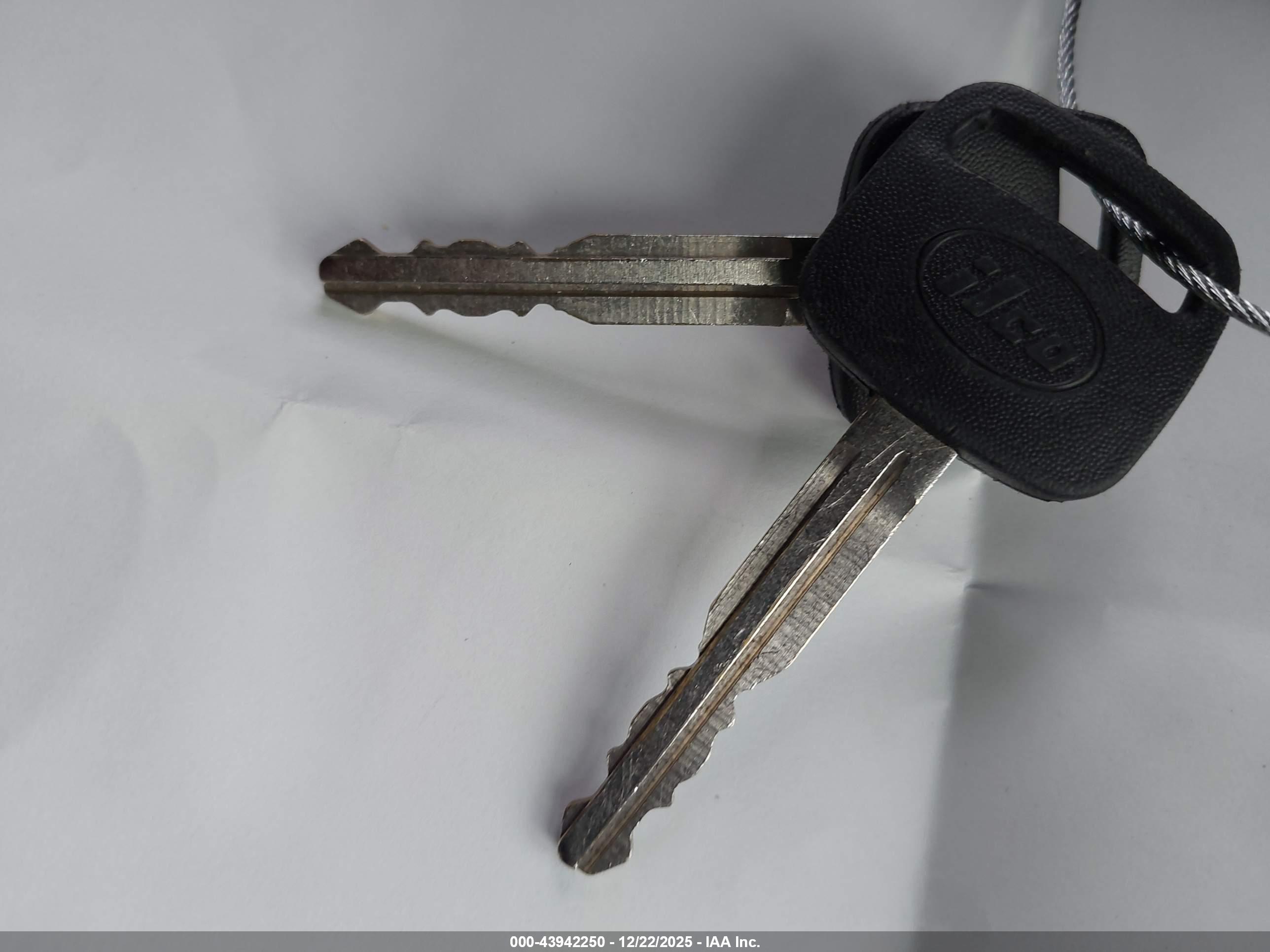 TOYOTA YARIS image 11