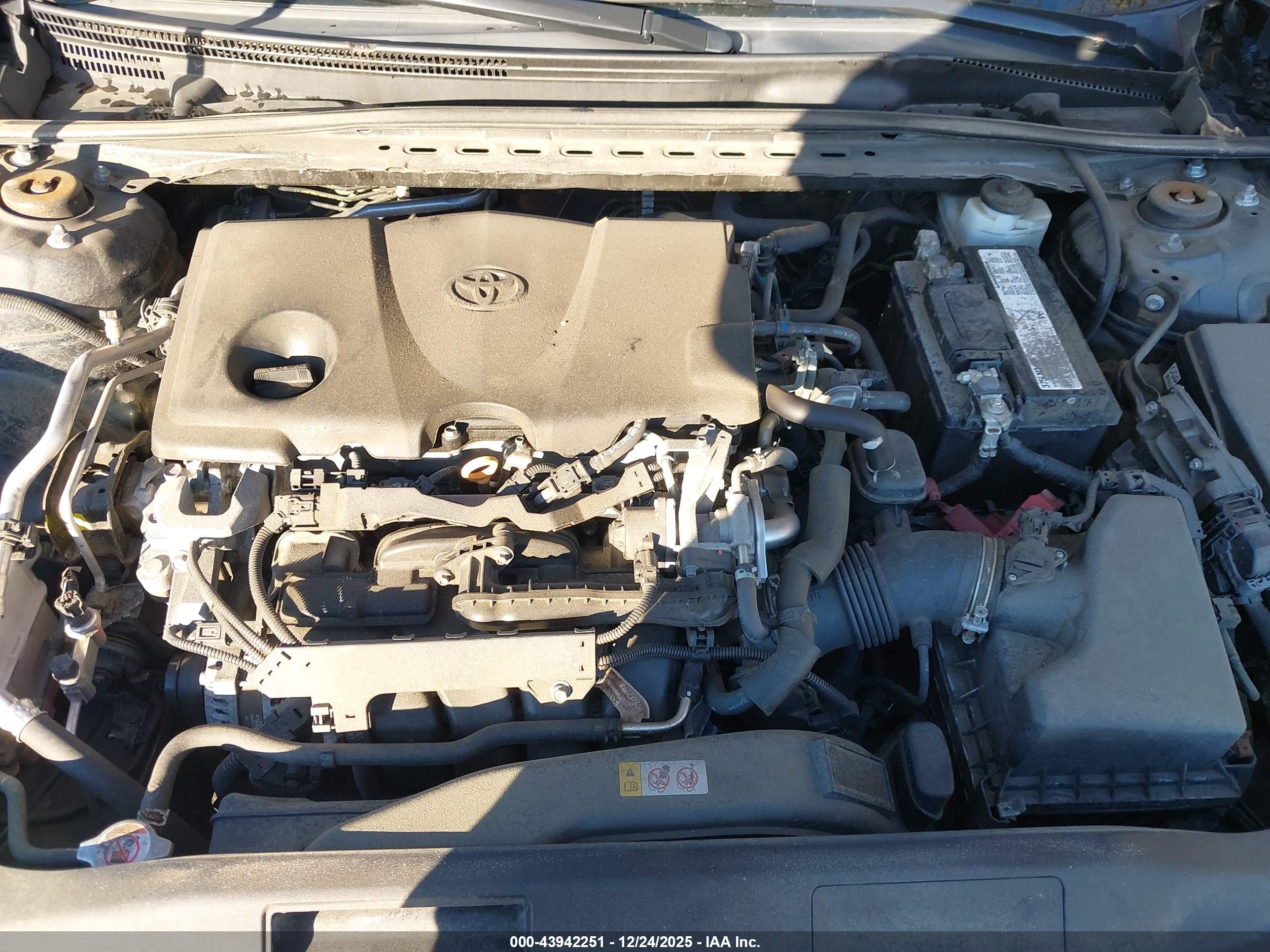 TOYOTA CAMRY image 10