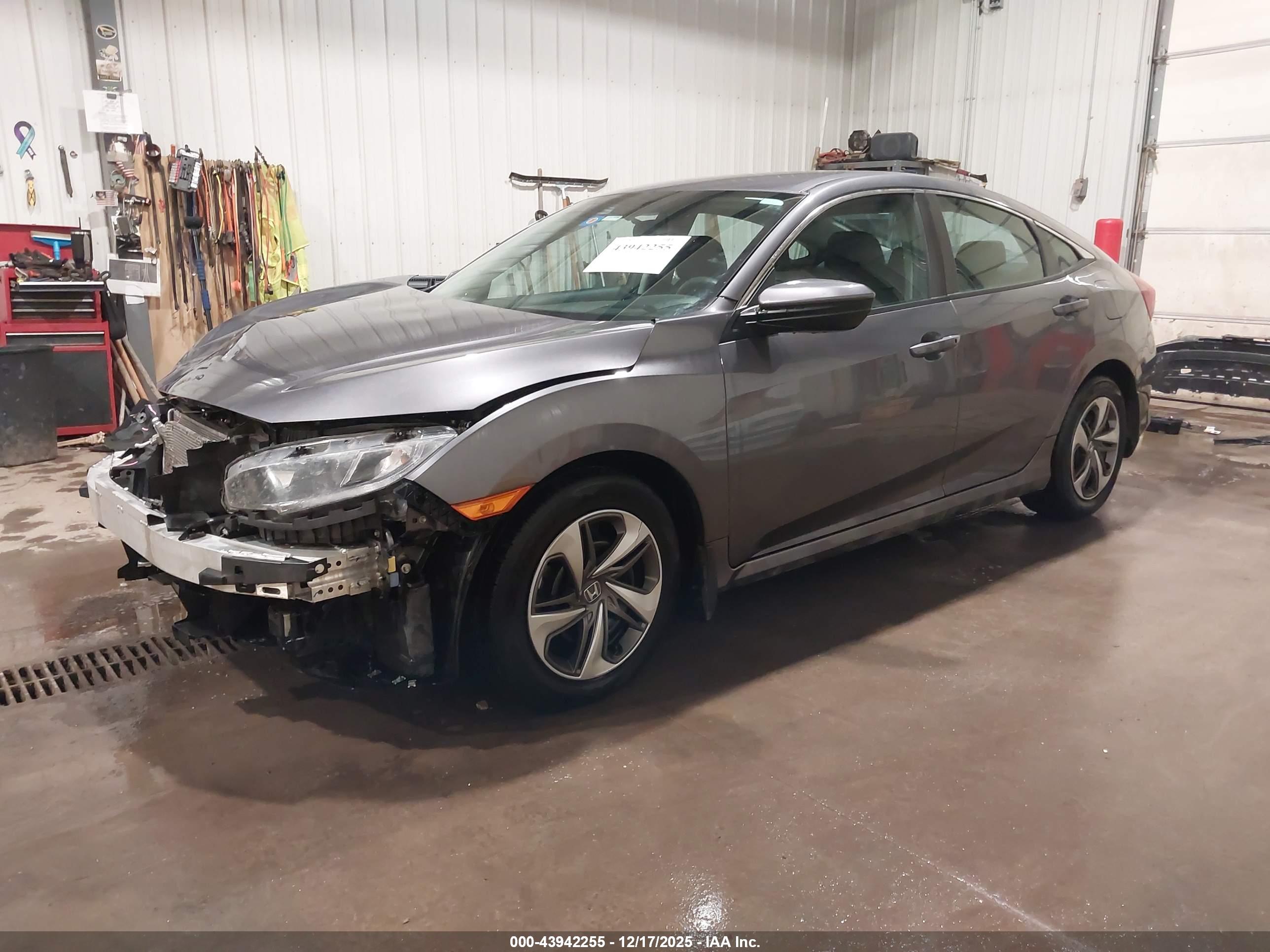 HONDA CIVIC image 2