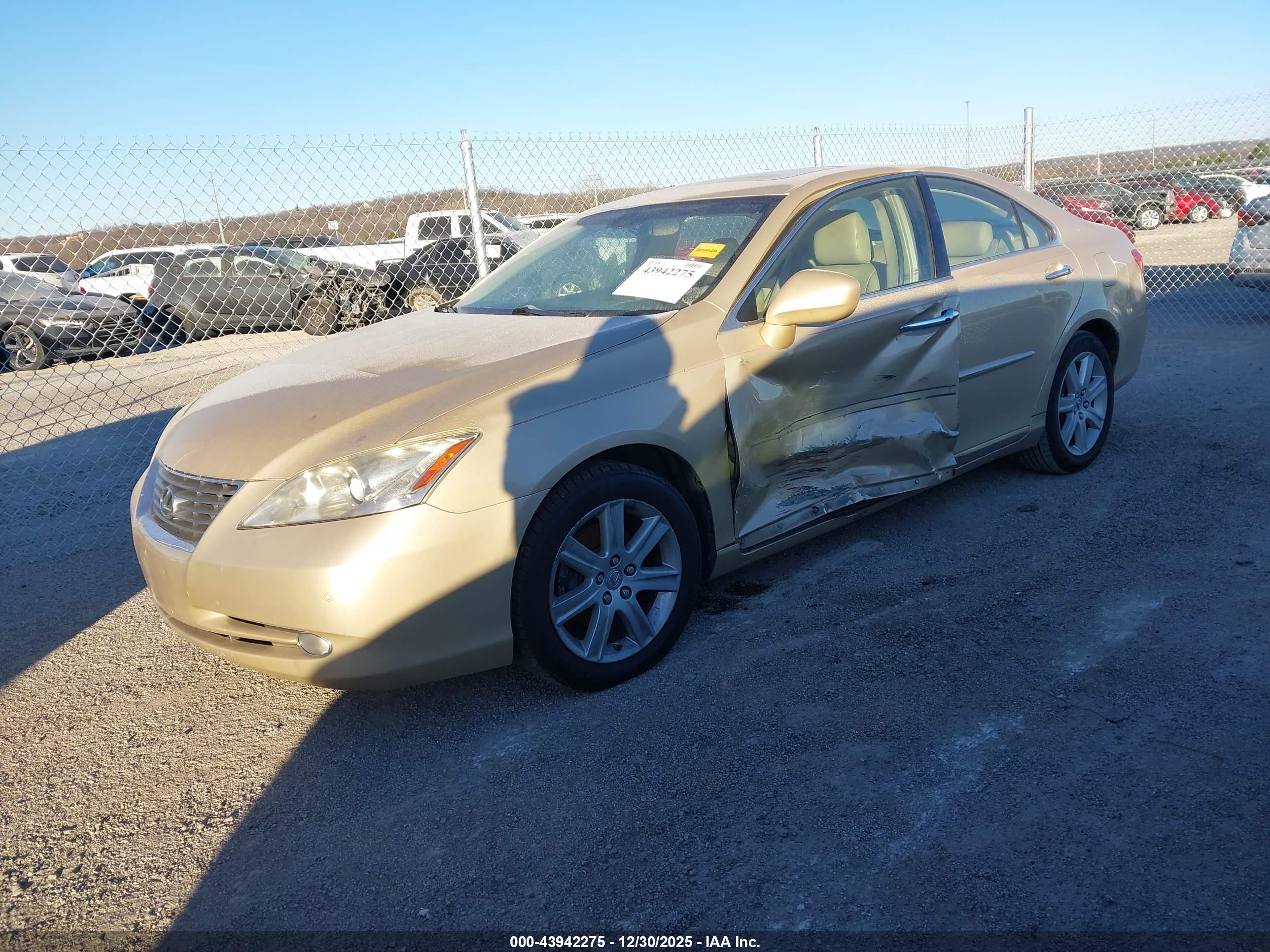 LEXUS ES image 2