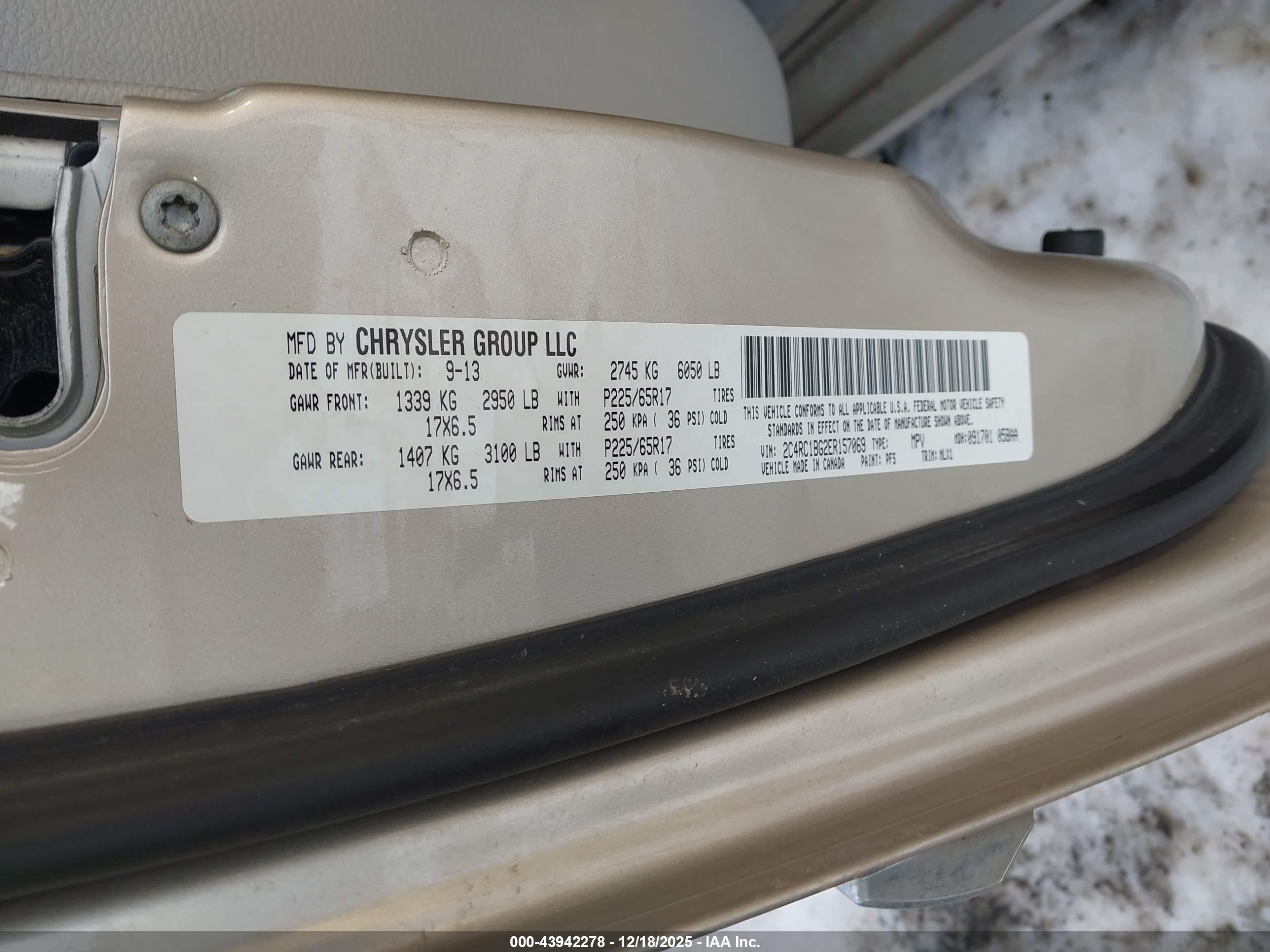 CHRYSLER TOWN image 9
