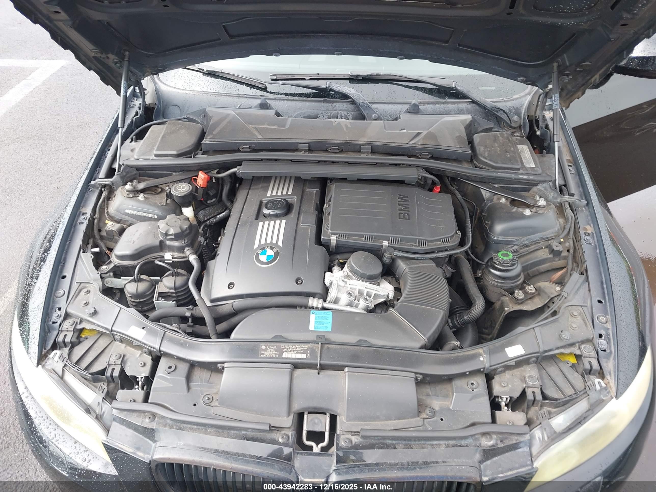 BMW 335I image 10