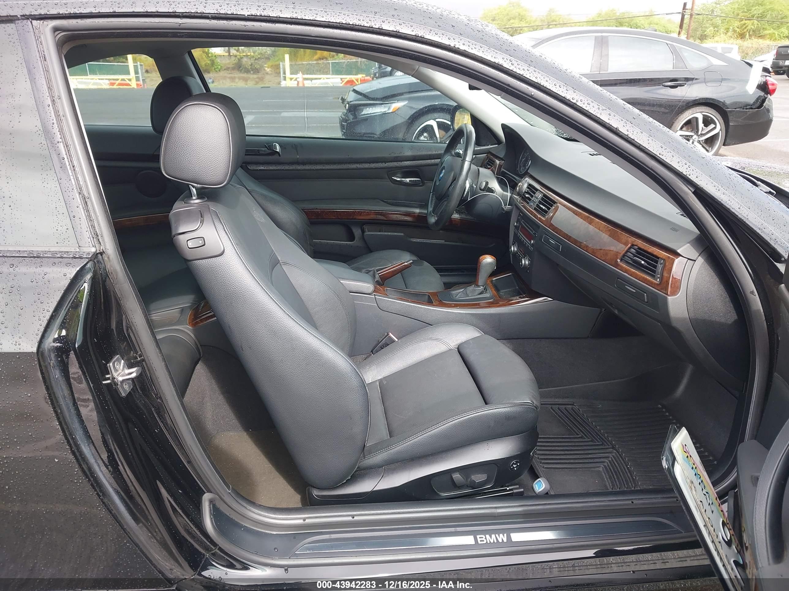 BMW 335I image 5