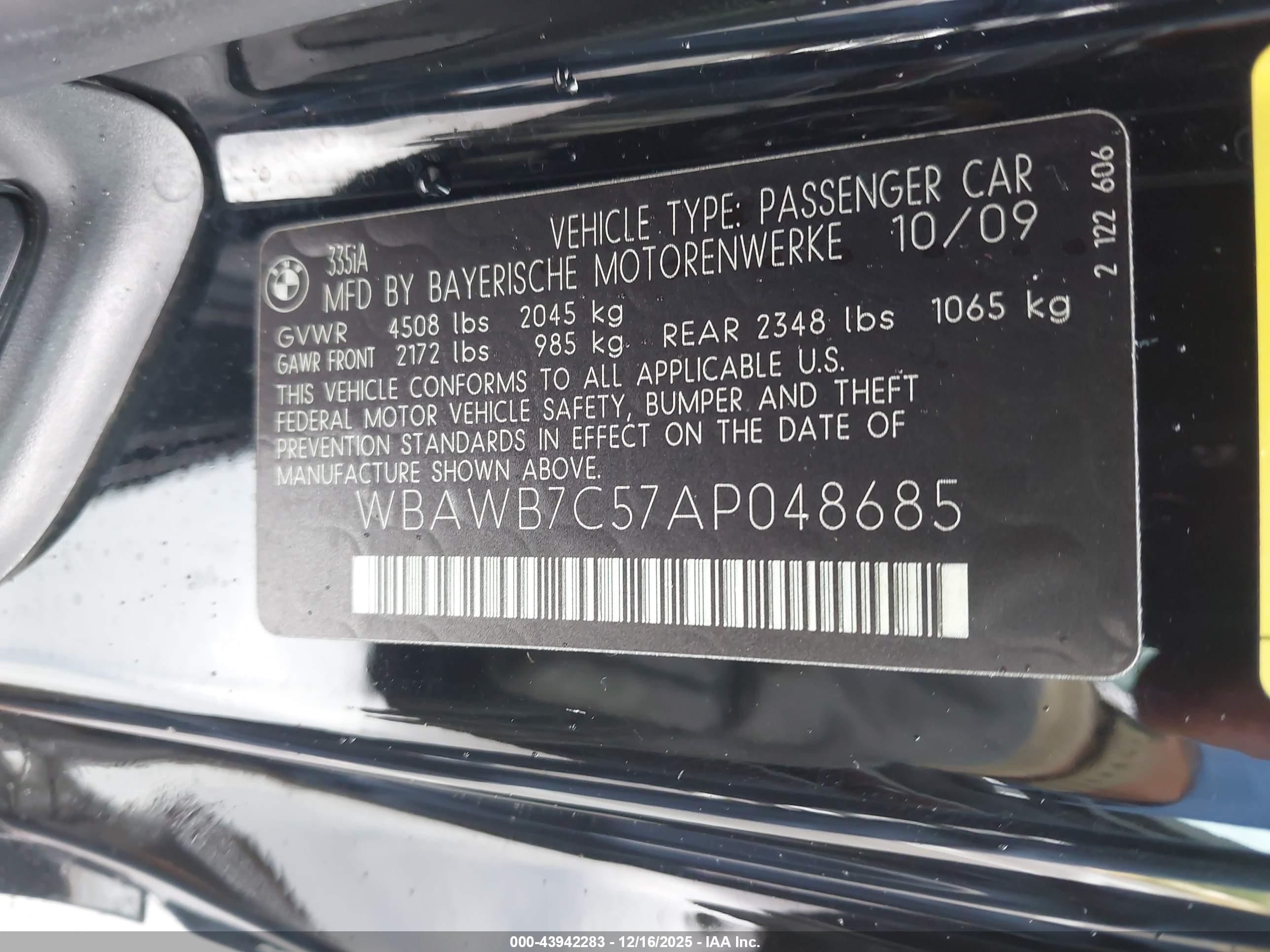 BMW 335I image 9