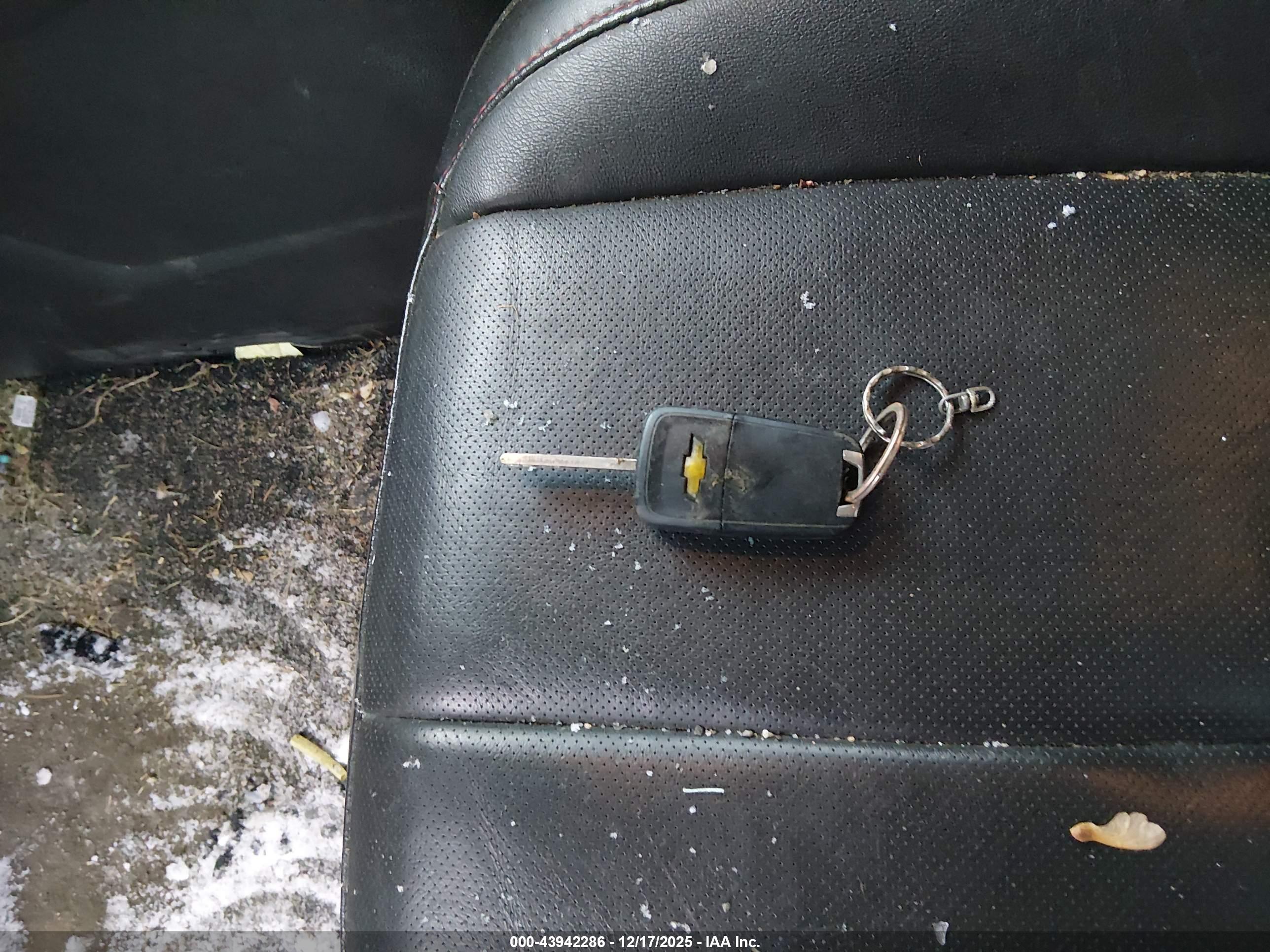CHEVROLET EQUINOX image 11
