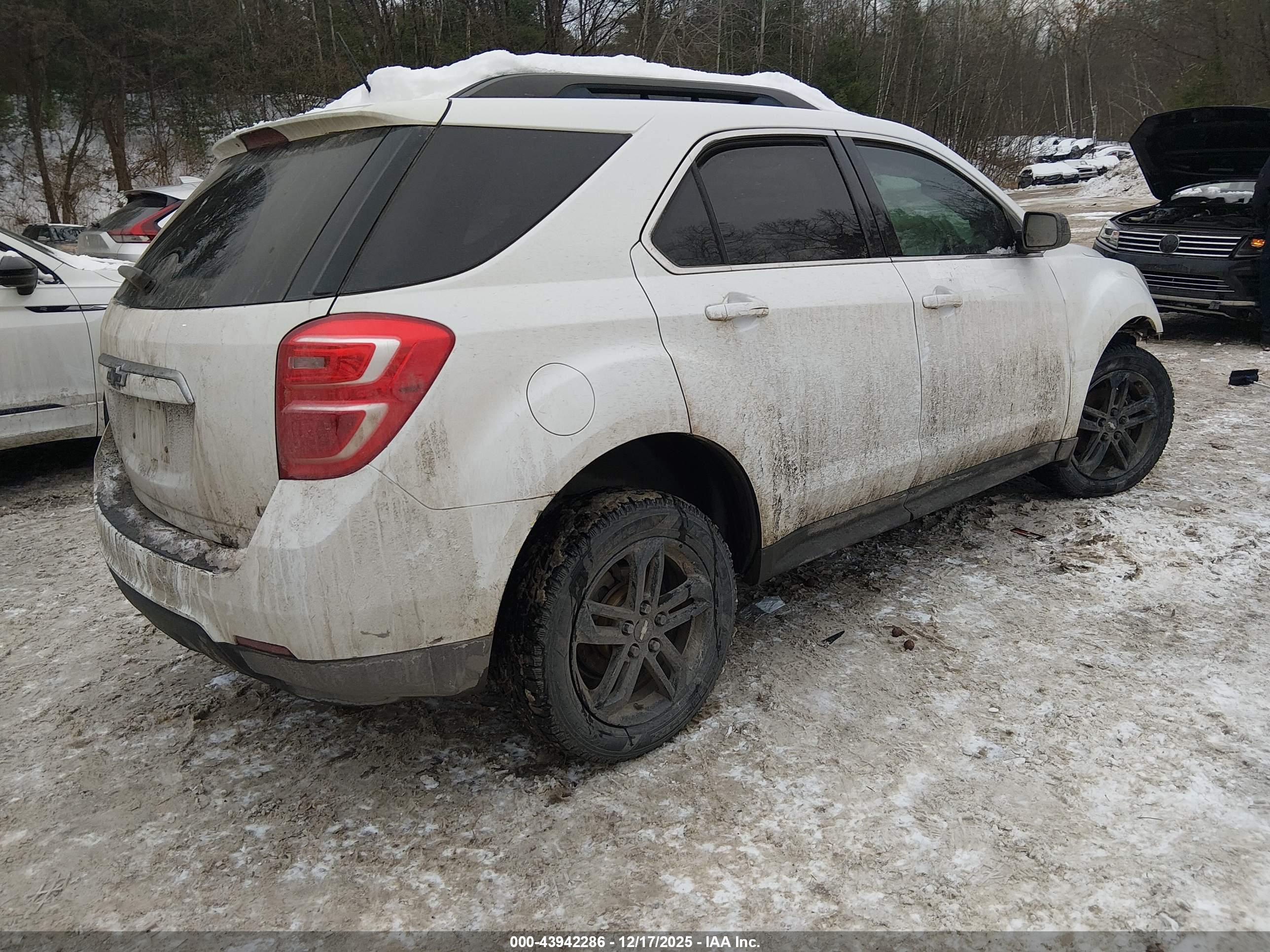 CHEVROLET EQUINOX image 4