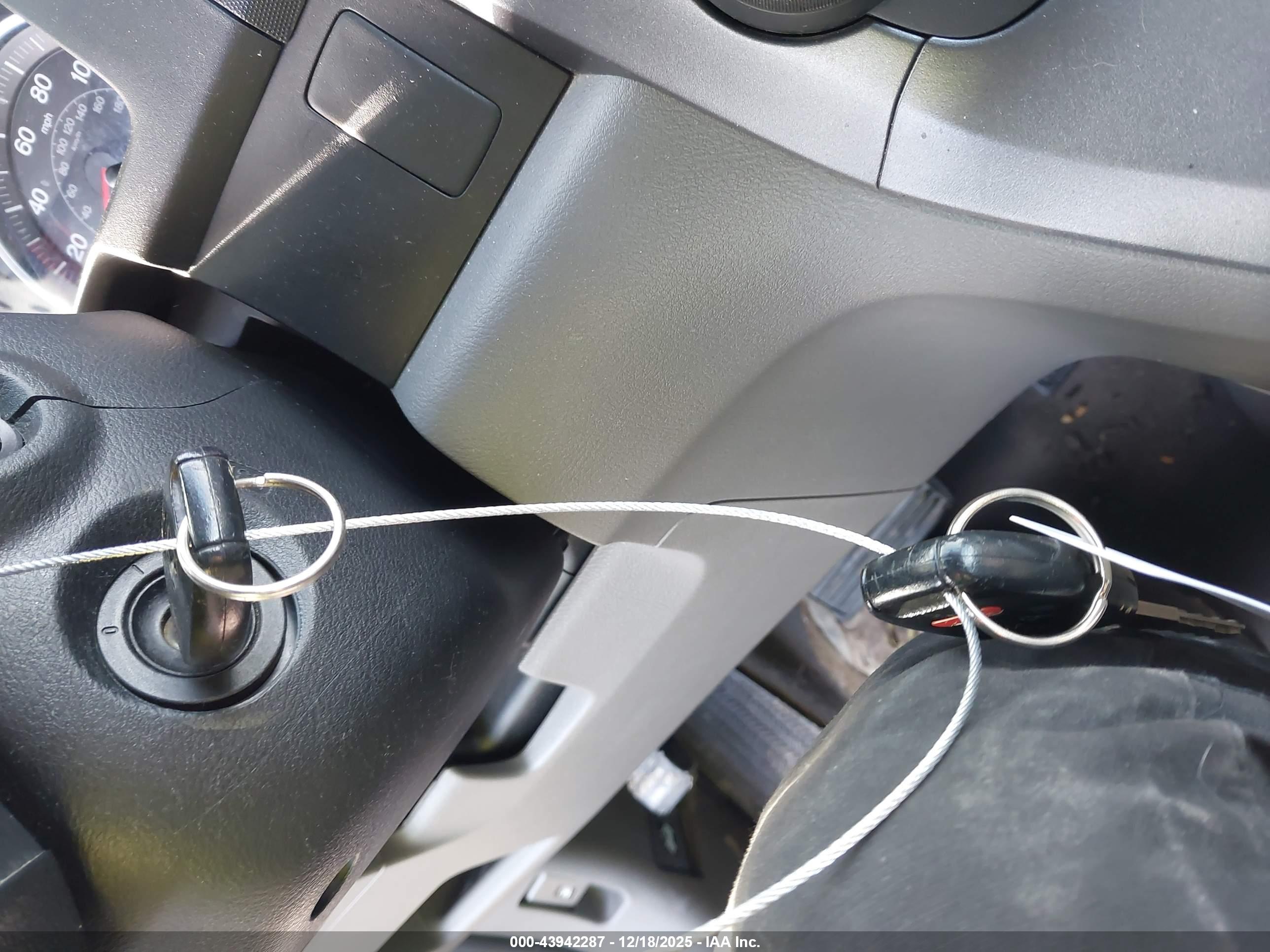 HONDA CR-V image 11