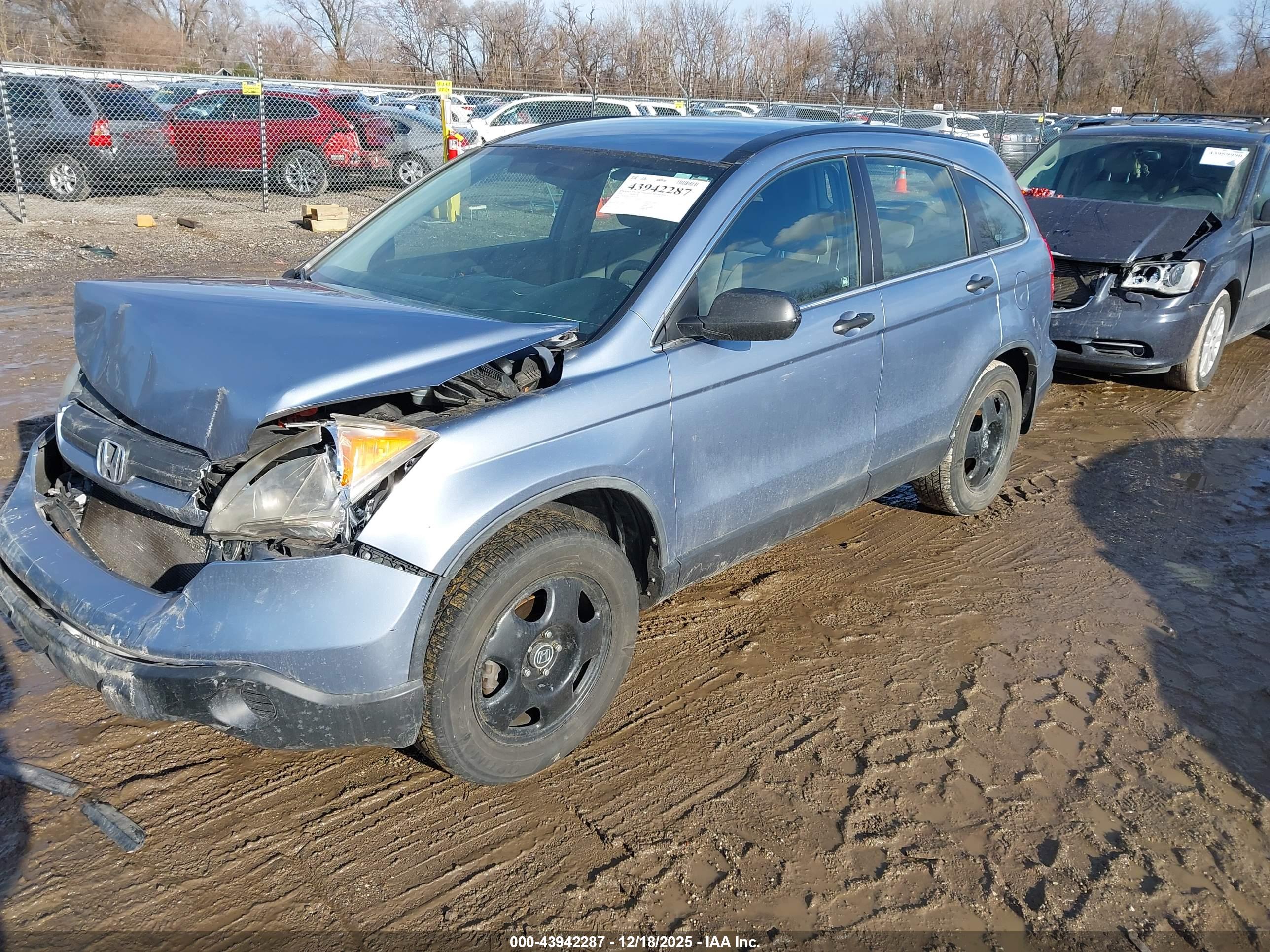 HONDA CR-V image 2
