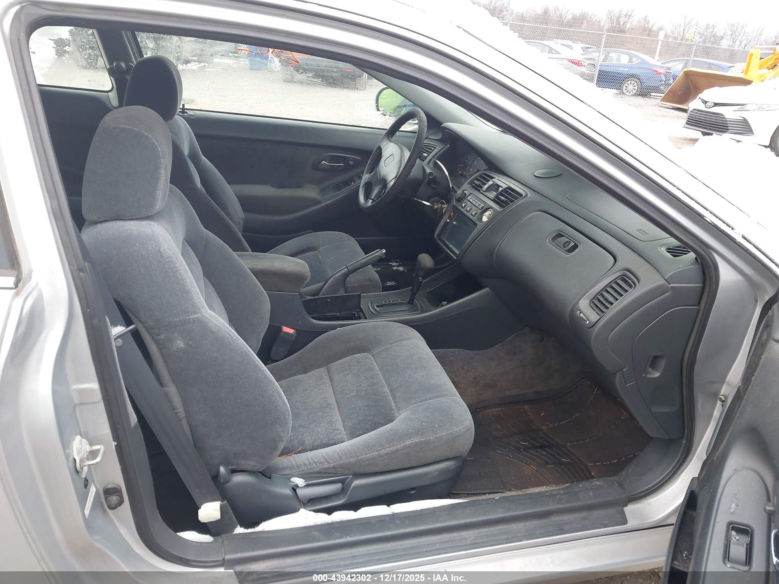HONDA ACCORD image 5