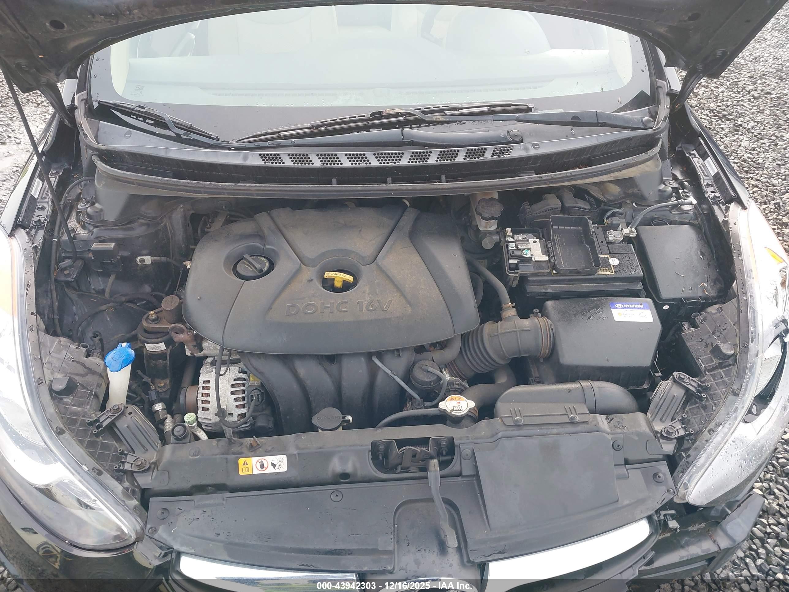 HYUNDAI ELANTRA image 10