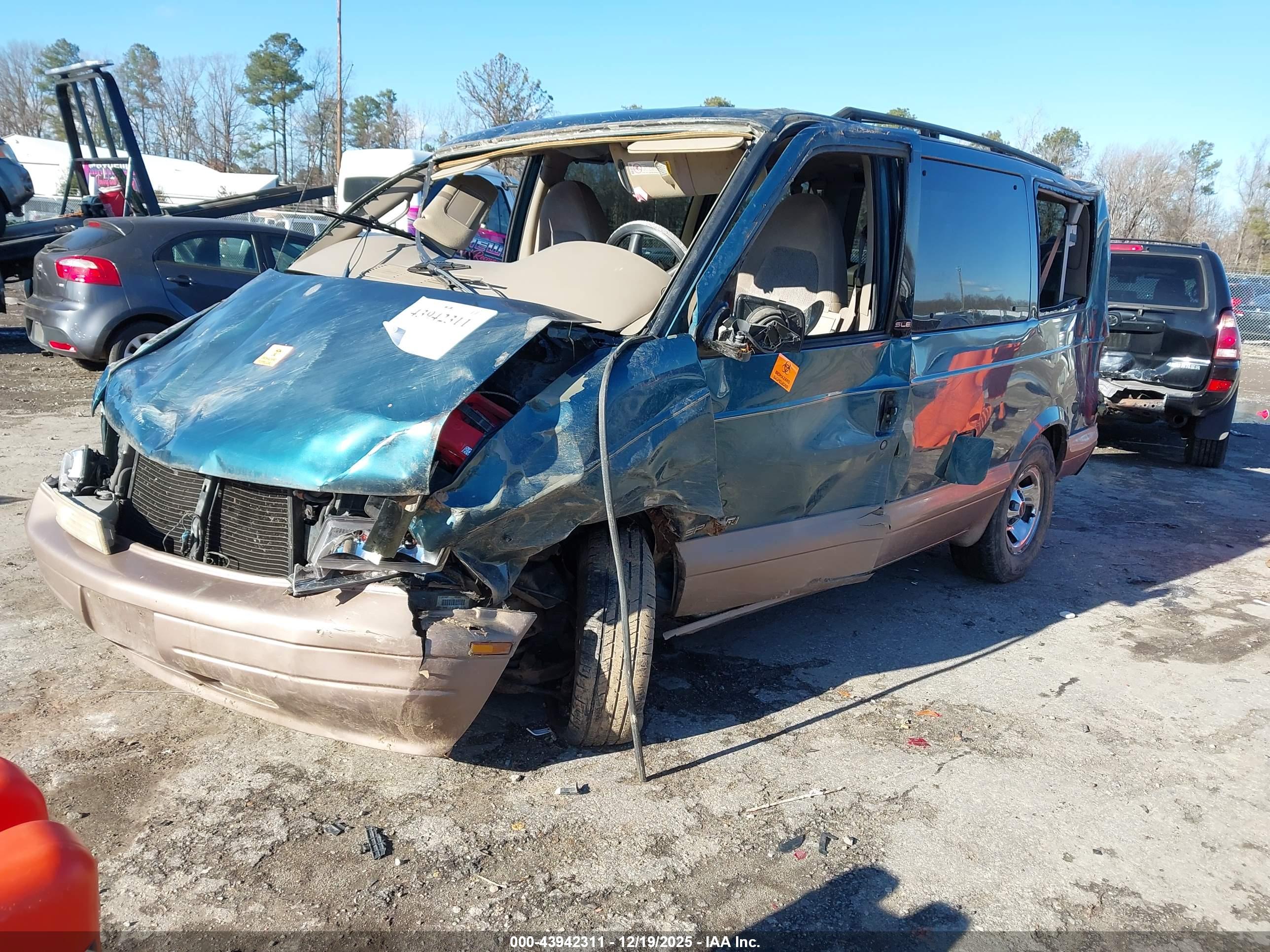 GMC SAFARI image 2