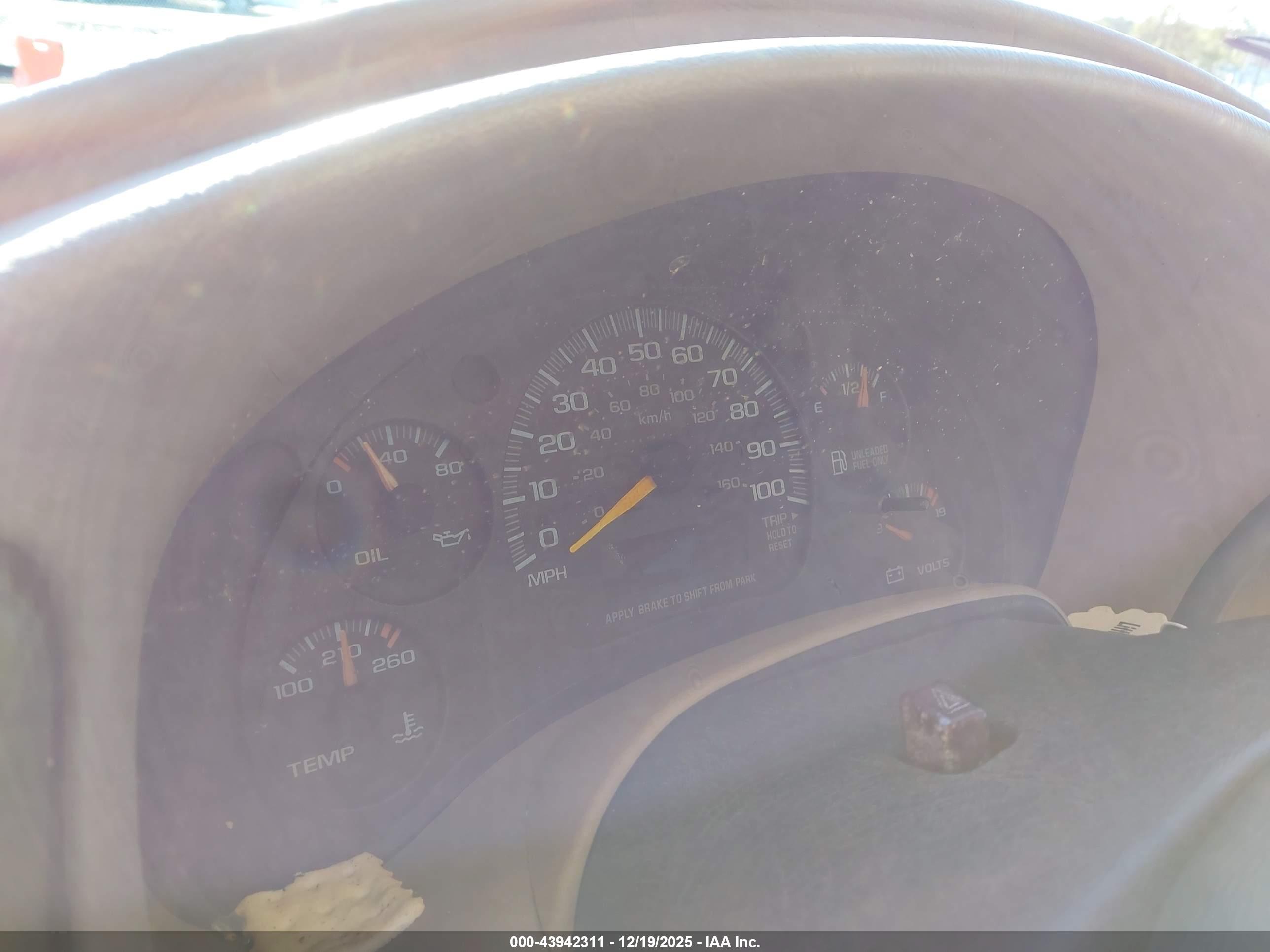 GMC SAFARI image 7
