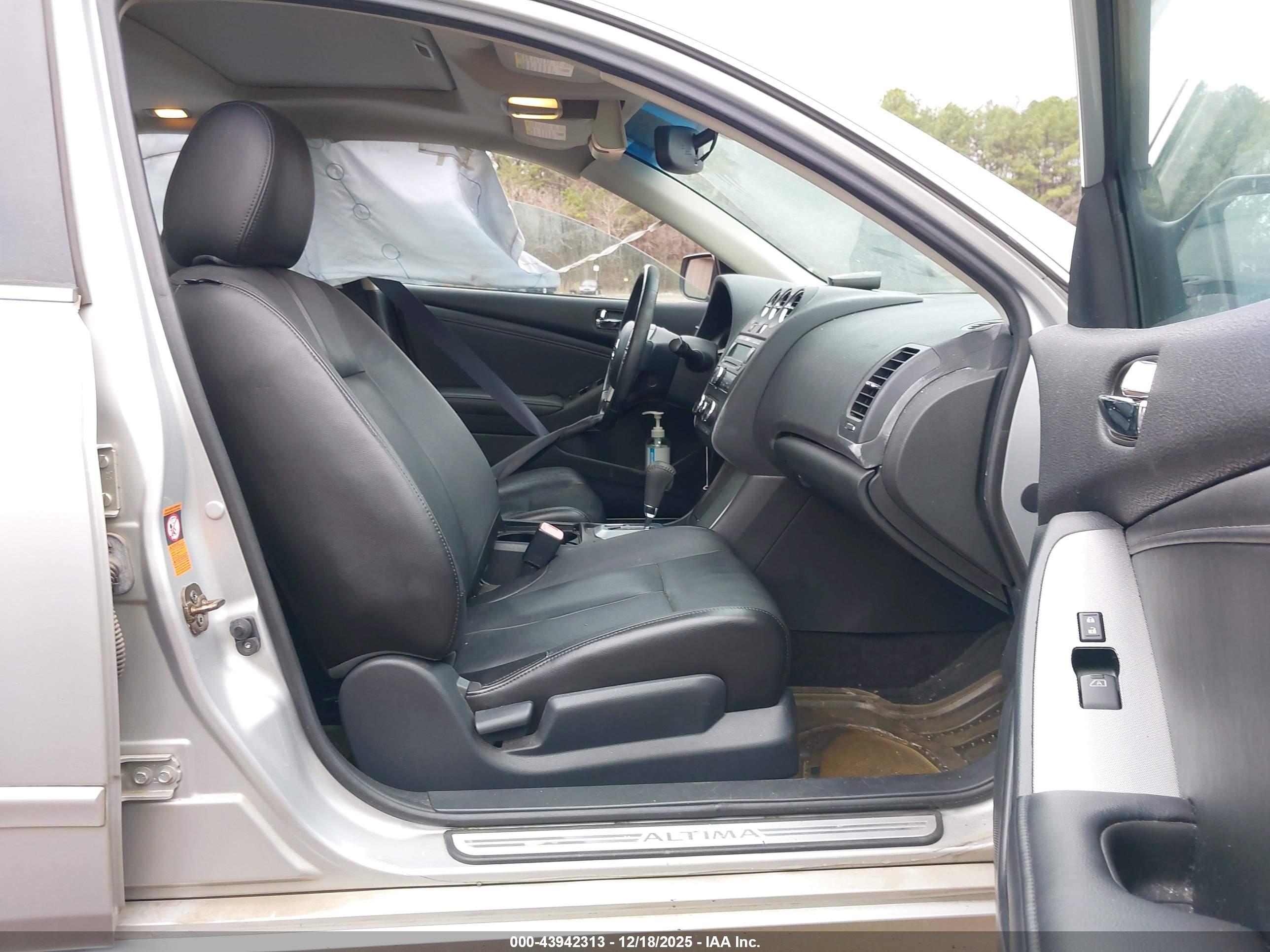 NISSAN ALTIMA image 5