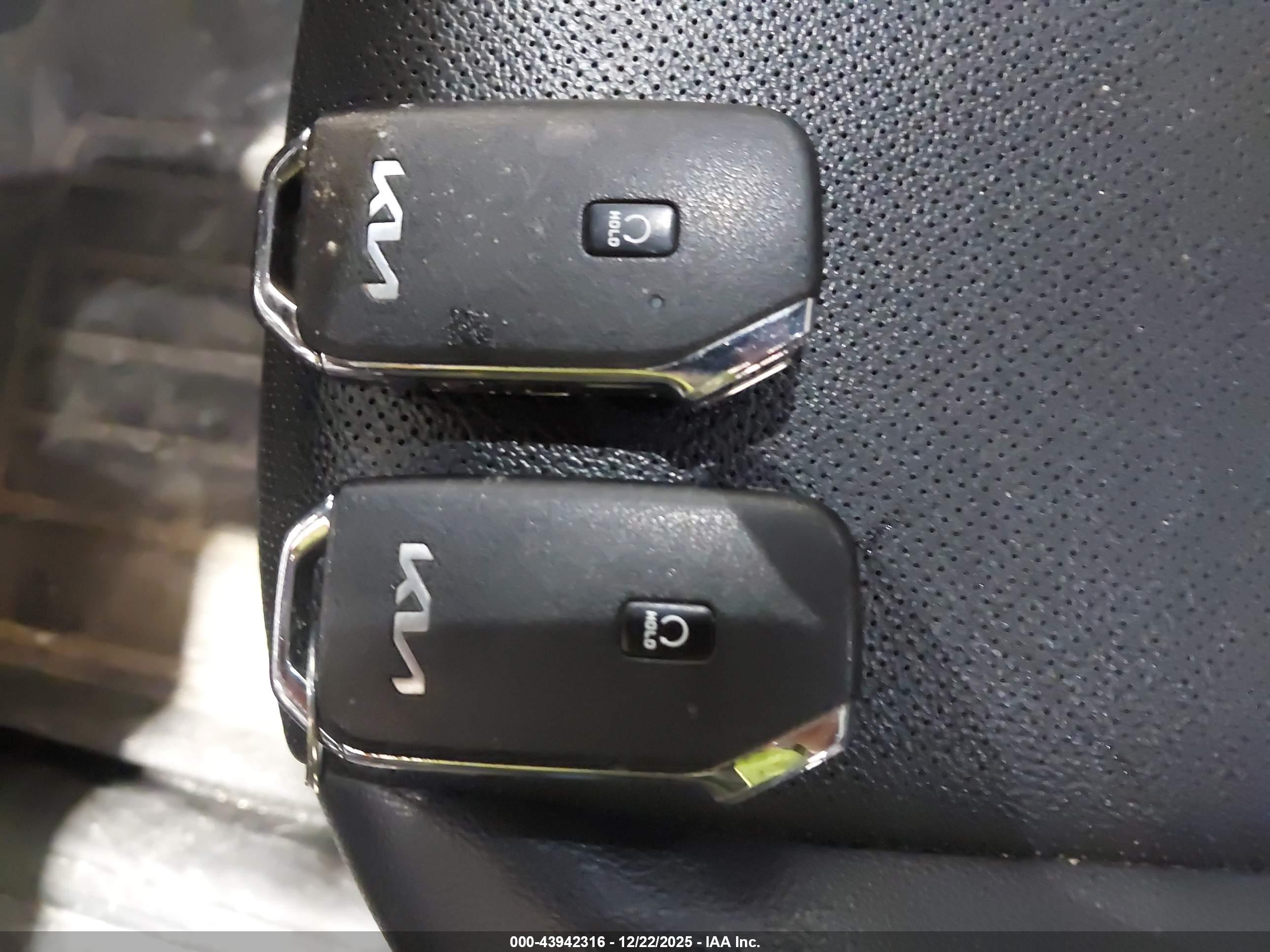 KIA SPORTAGE image 11