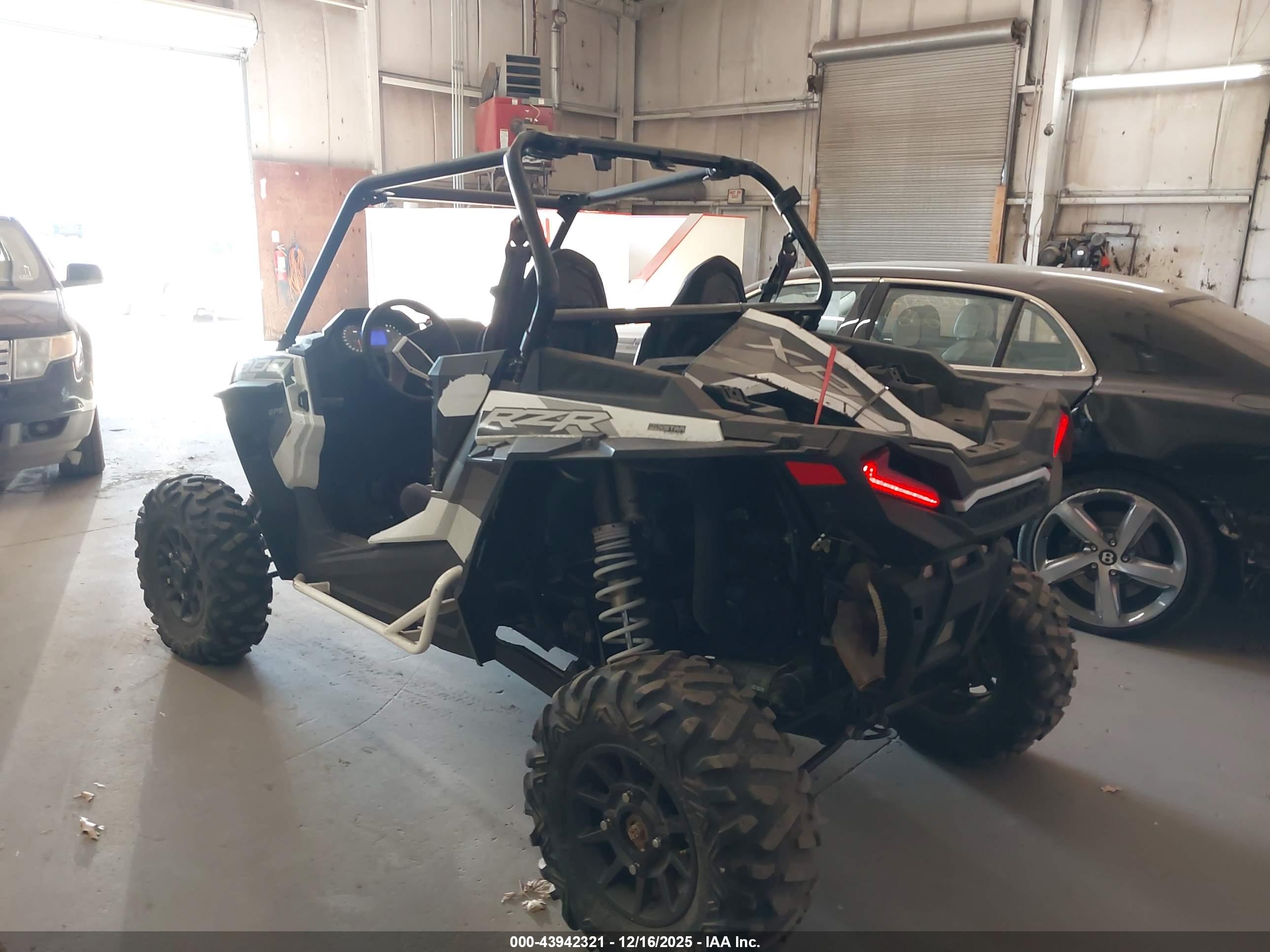 POLARIS RZR image 3